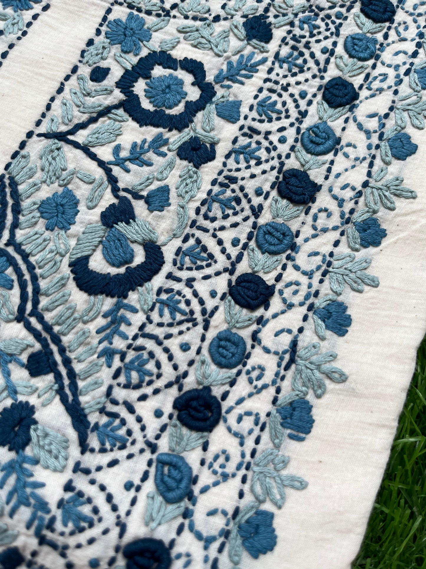 Knot work kurta mul tie and dye dupatta