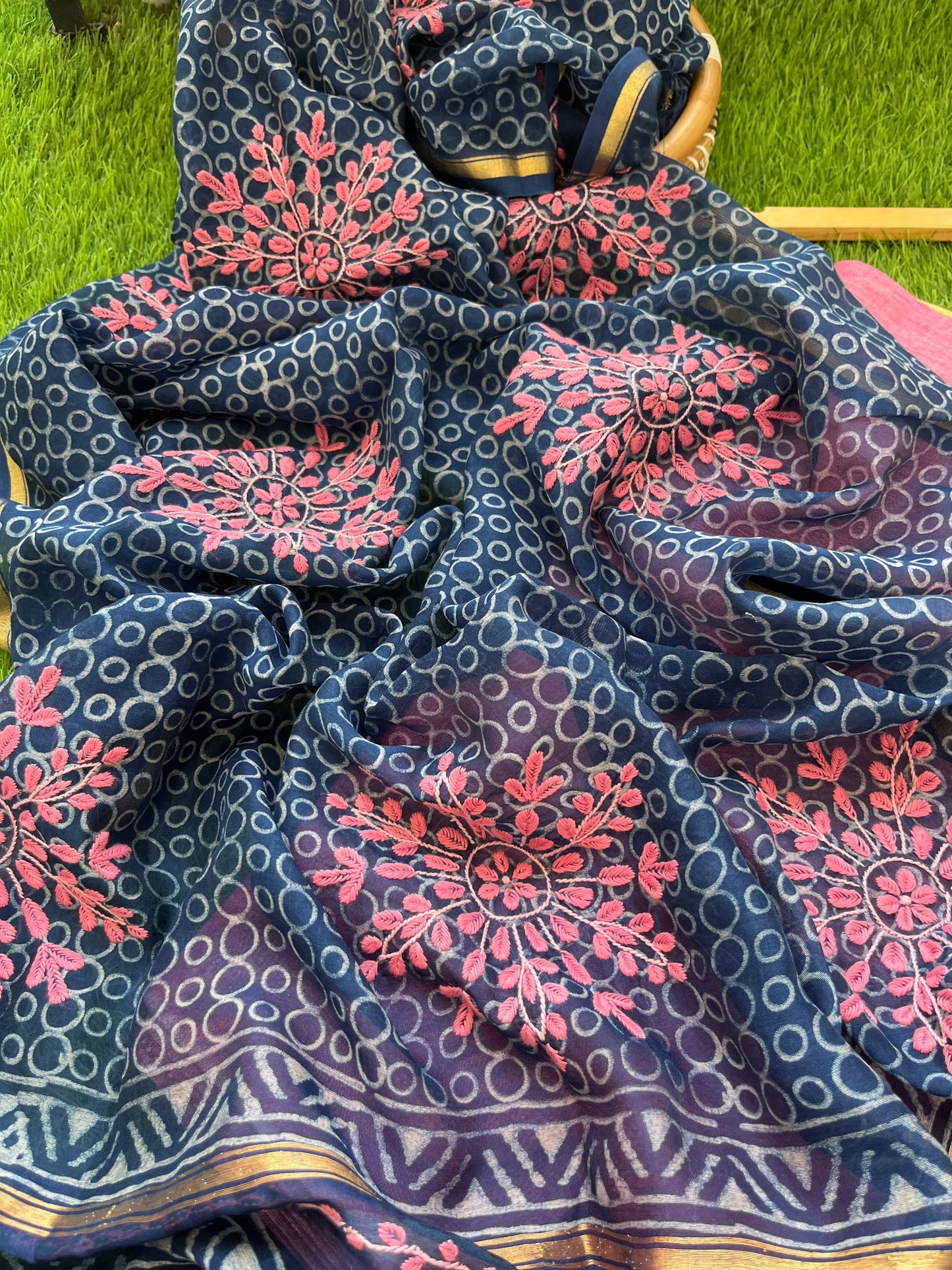 रोज़ाना :Chanderi Chikankari Dupatta with cotton kurta bottom Fabric