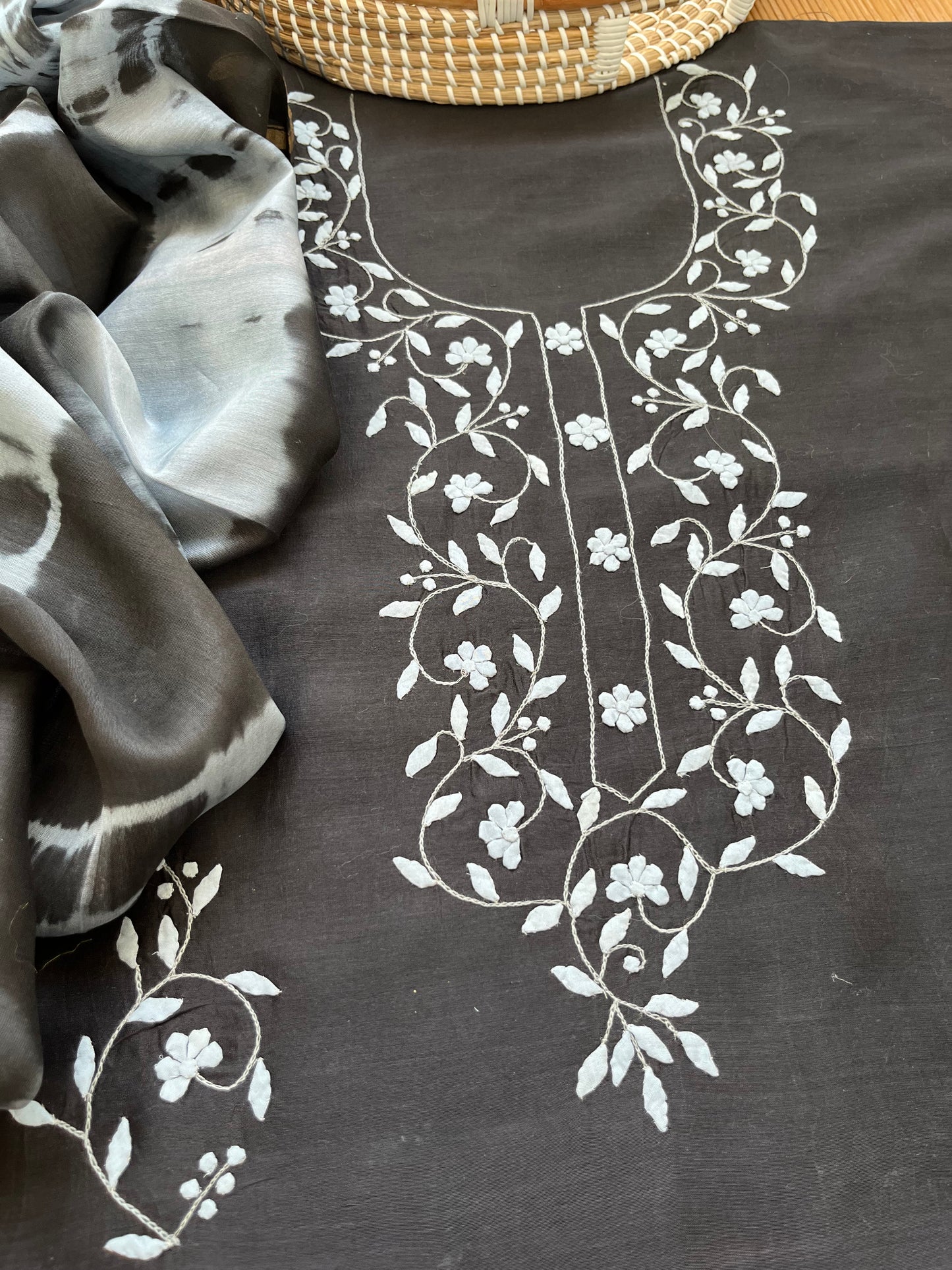 Patti kaam kurta Dupatta