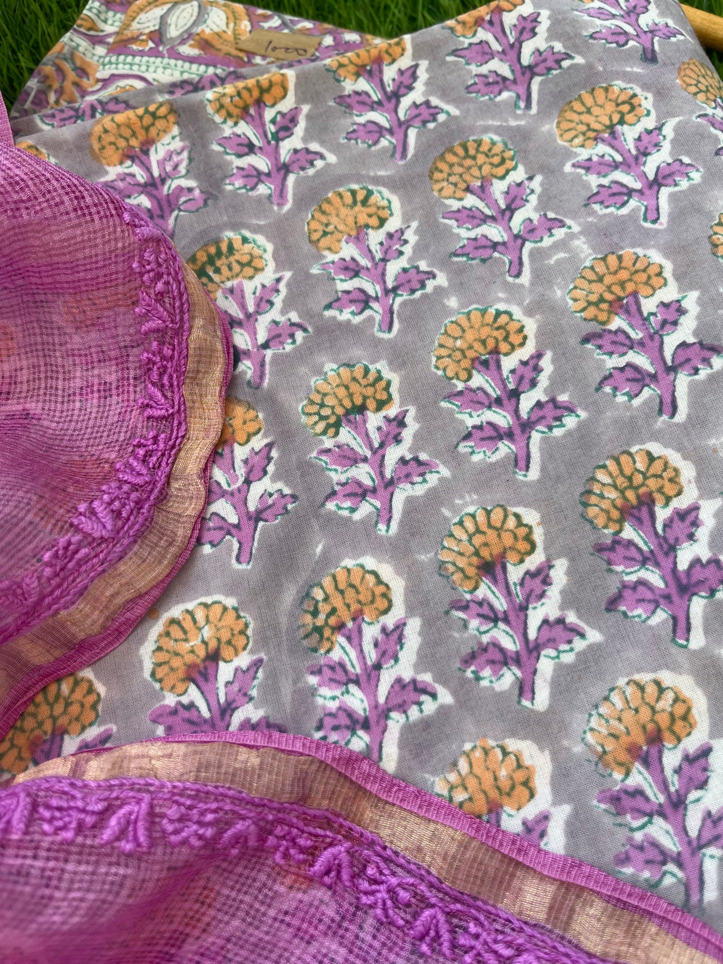 रोज़ाना  :Chanderi Chikankari Dupatta with cotton block print kurta bottom Fabric