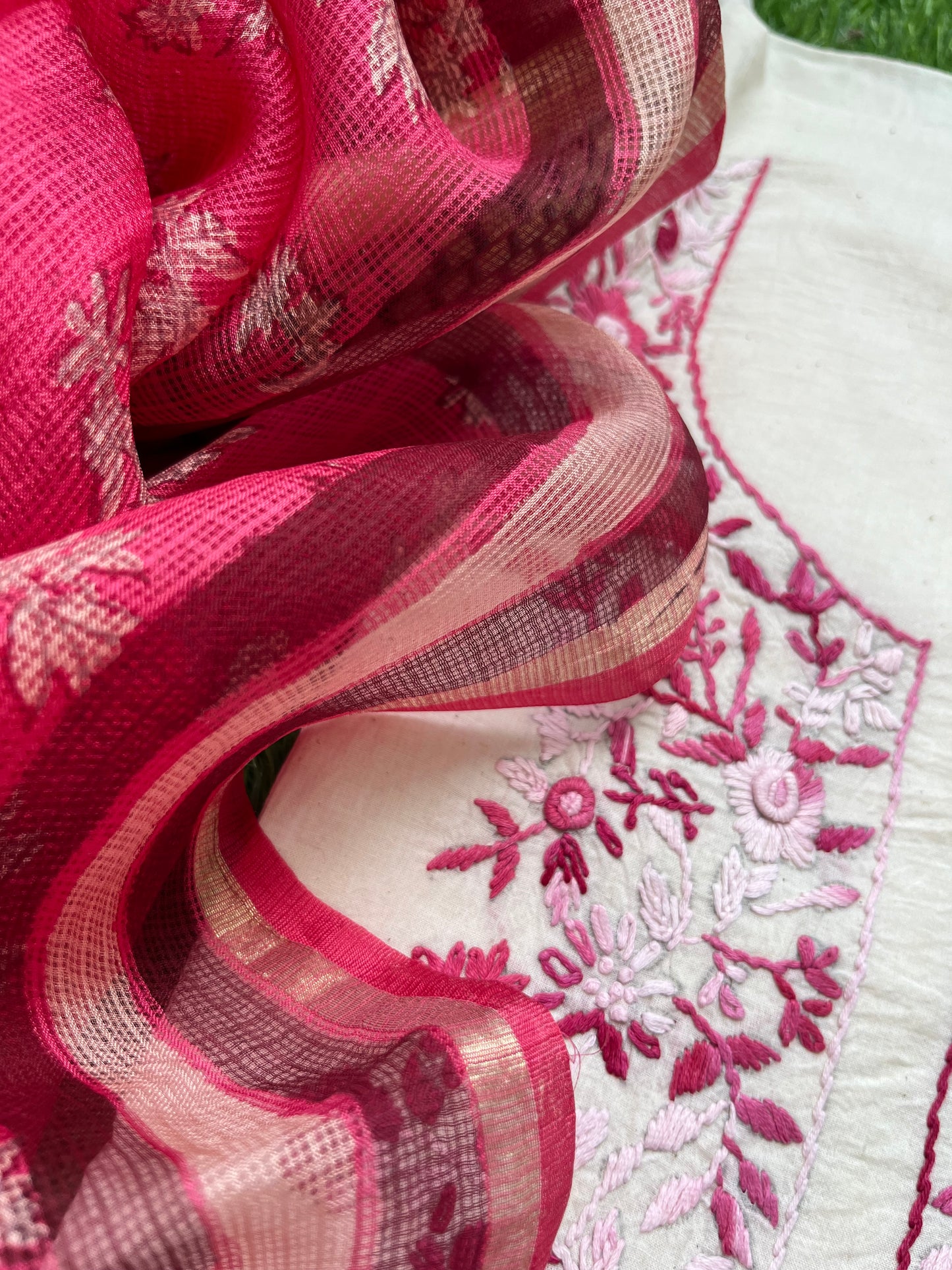 Knot work kurta block print dupatta