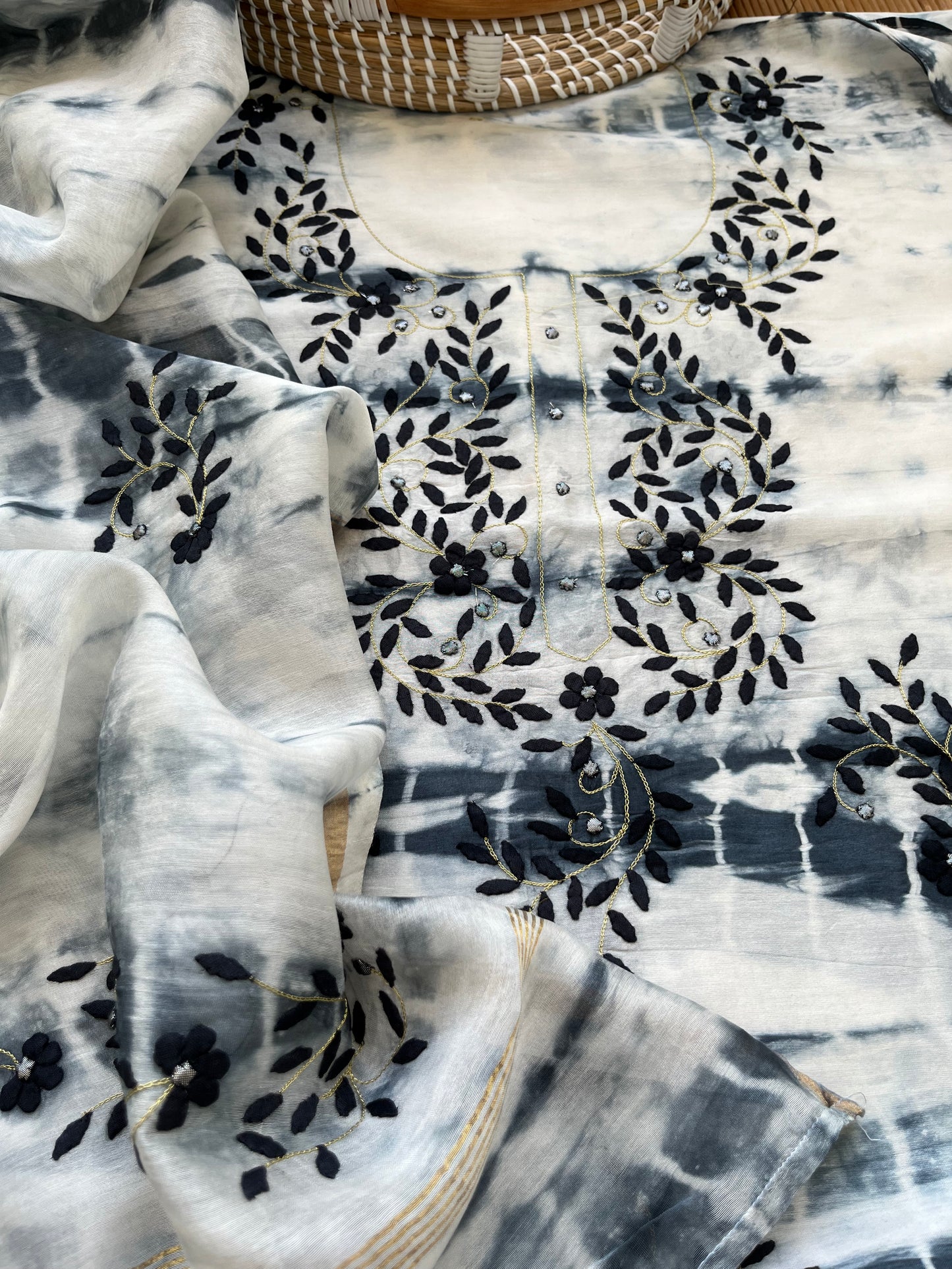 Patti kaam kurta Dupatta