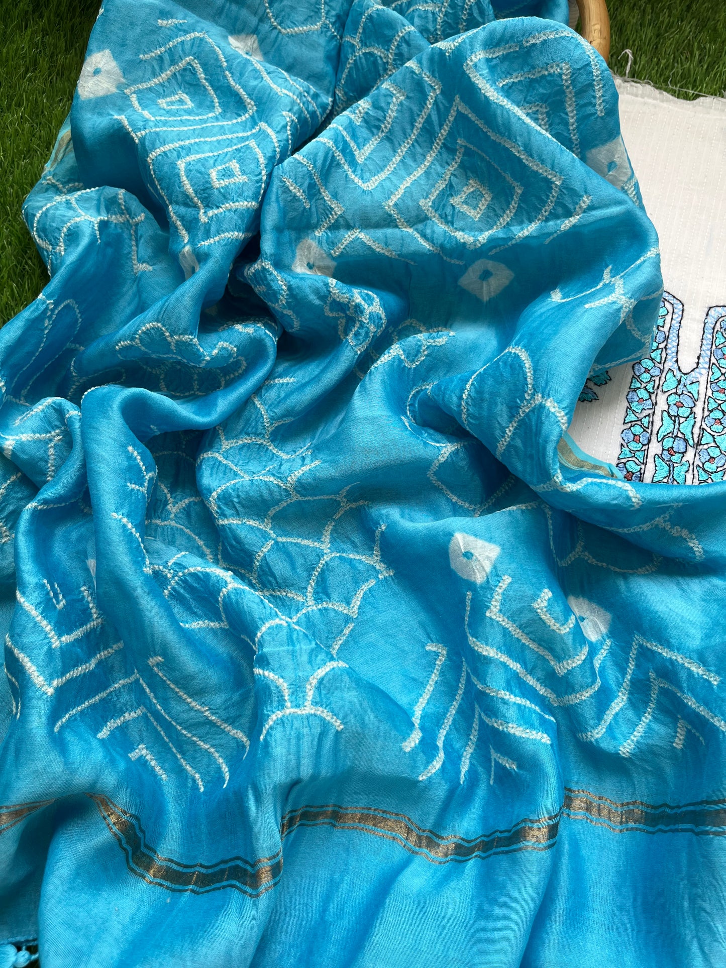 Cotton kashmiri work kurta bandhani Dupatta