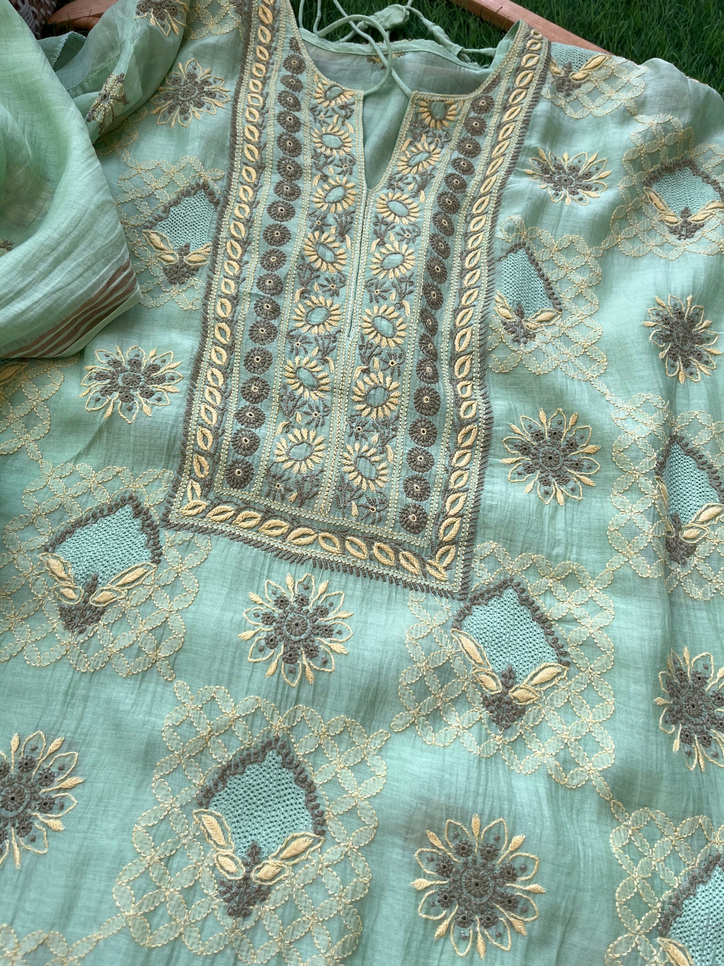 Chanderi Chikankari Kurta Dupatta