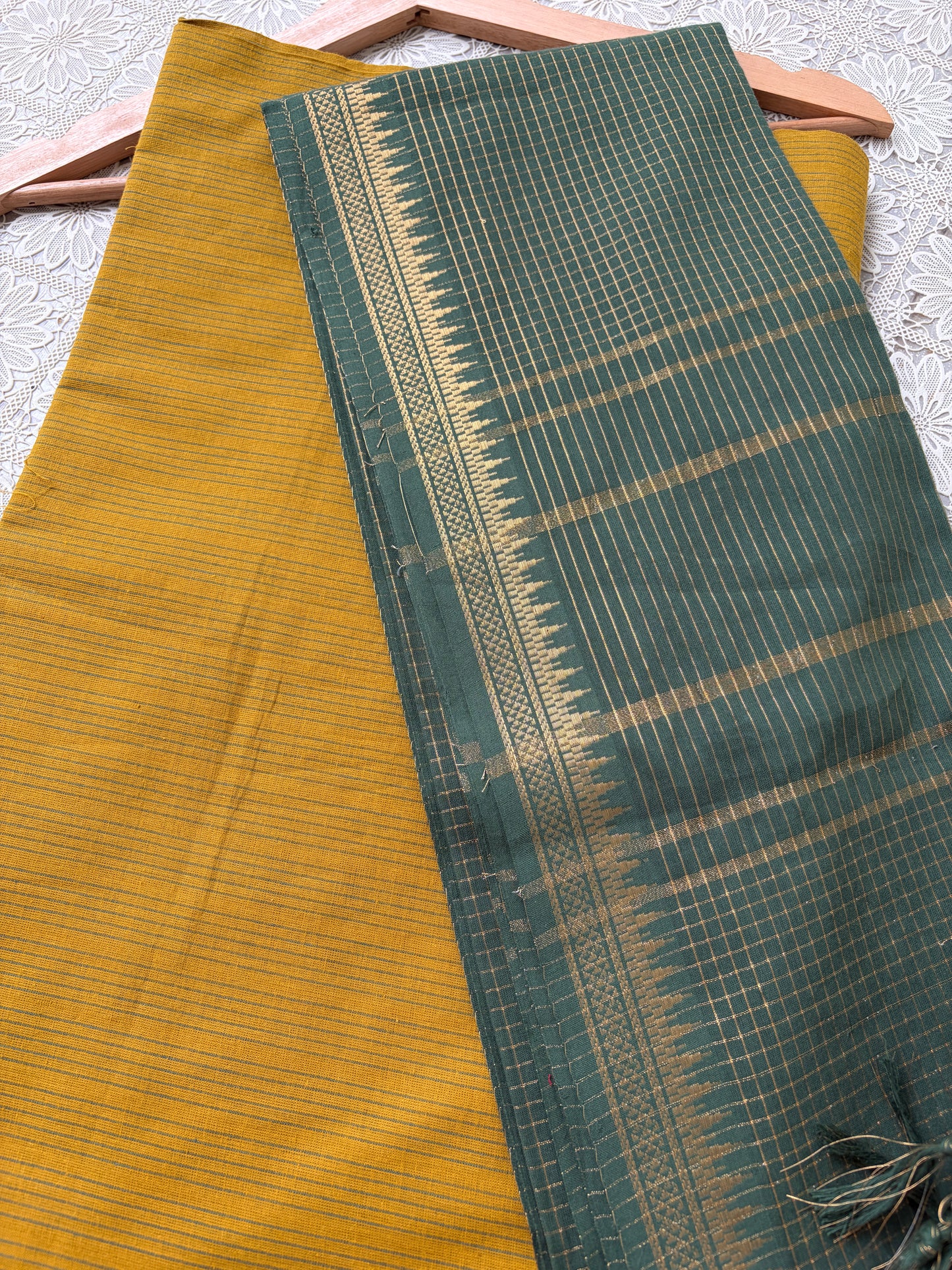 Mangalgiri Cotton 3 pc set - kurta bottom Dupatta