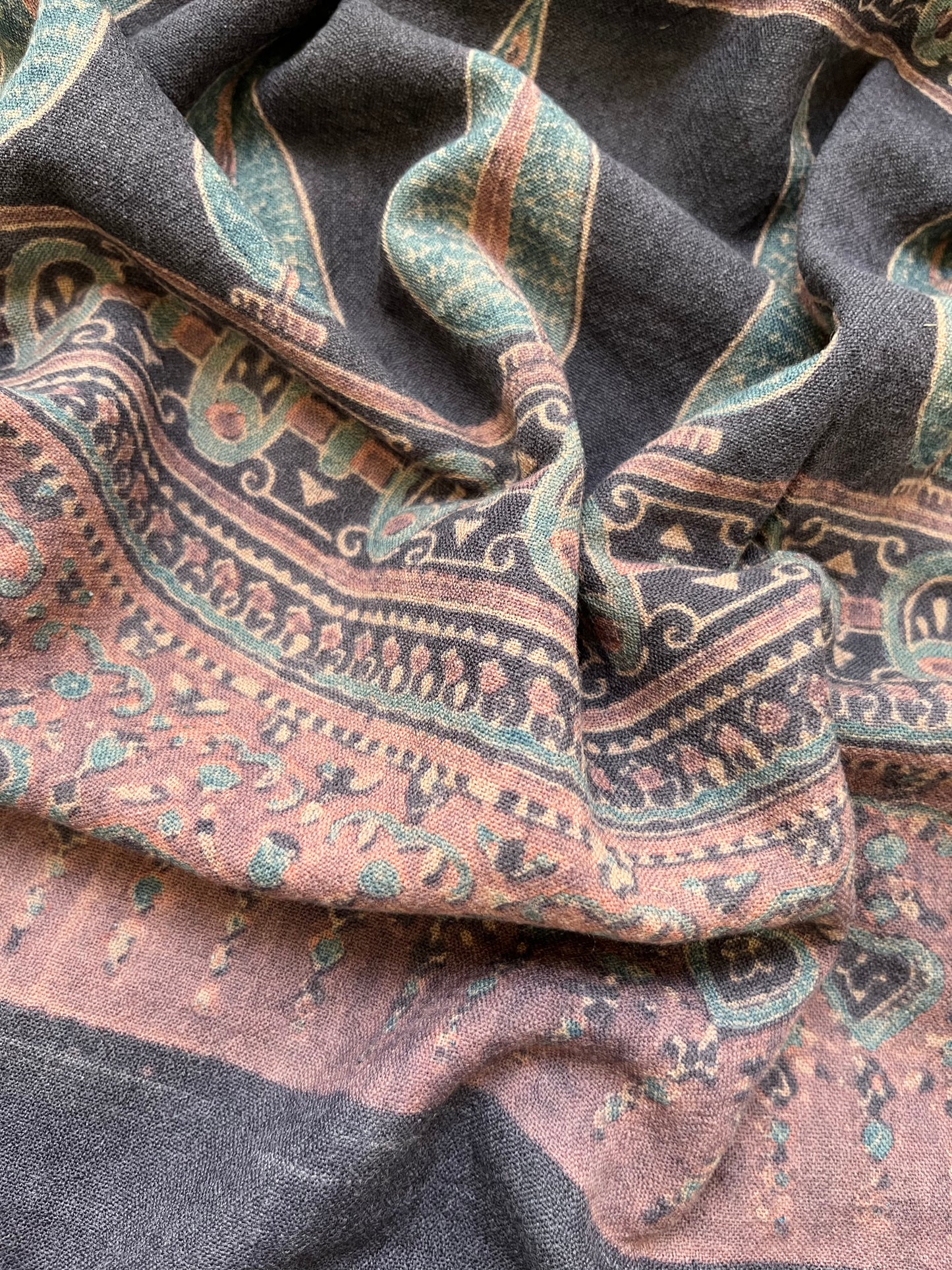 Handwoven ajrakh shawl