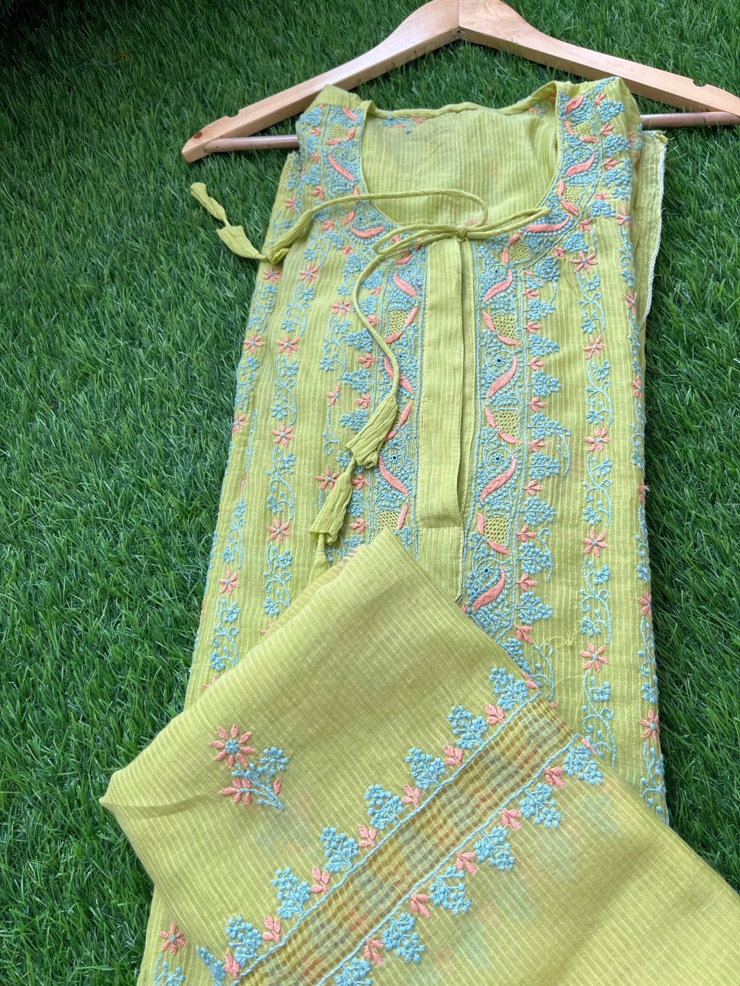 Chanderi Chikankari Kurta Dupatta