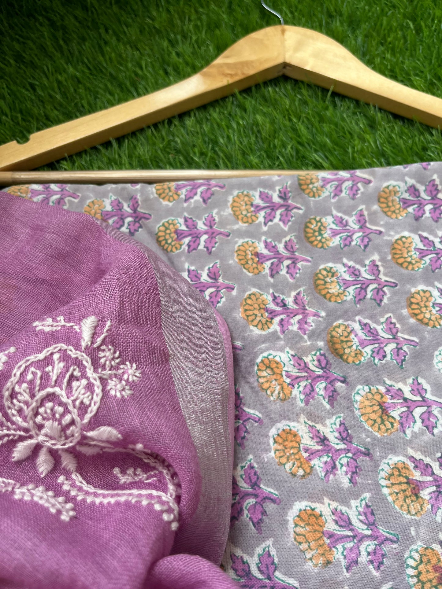 Cotton print kurta bottom fabric linen chikan work dupatta