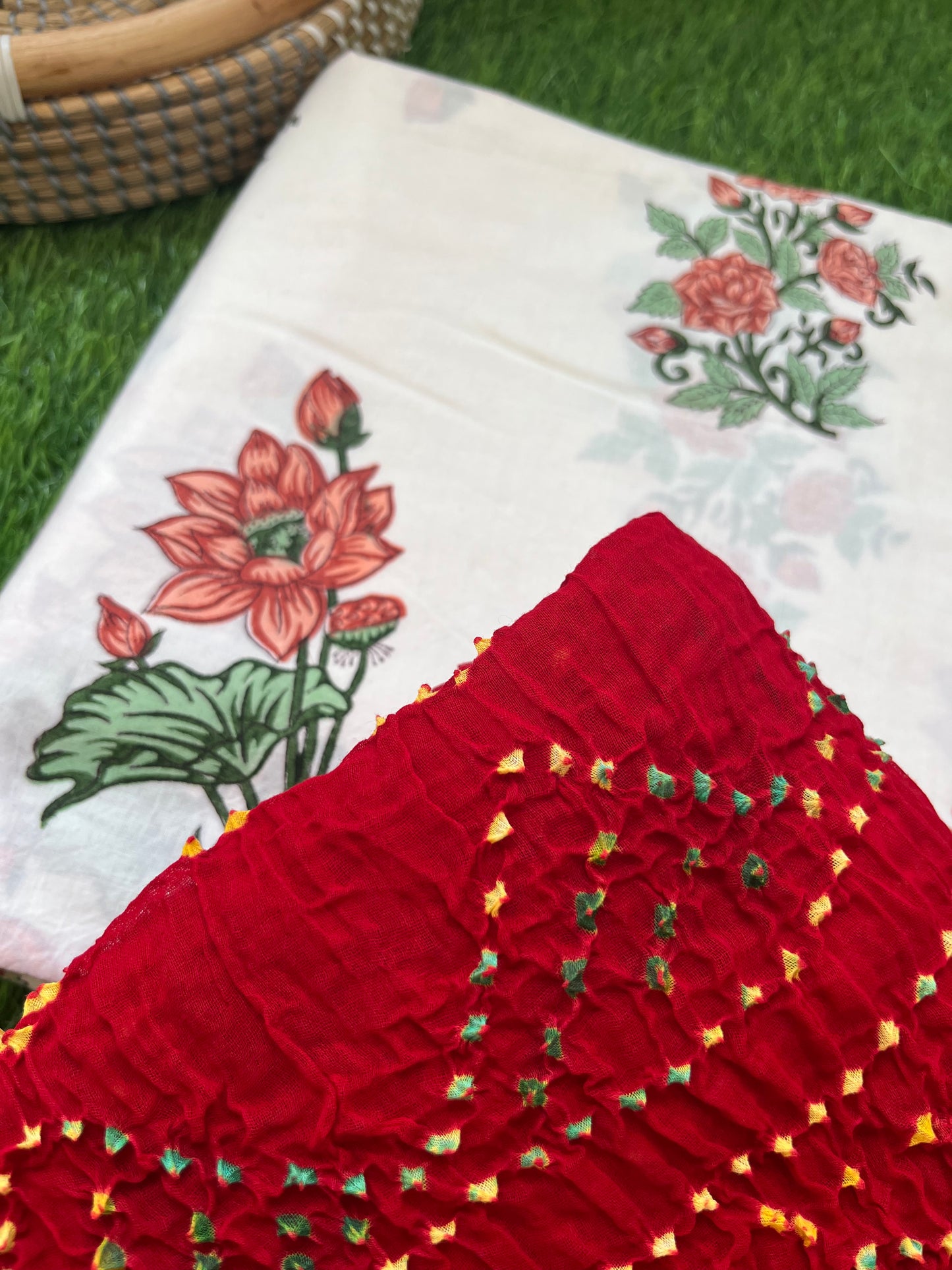 Cotton bandhani and block print set