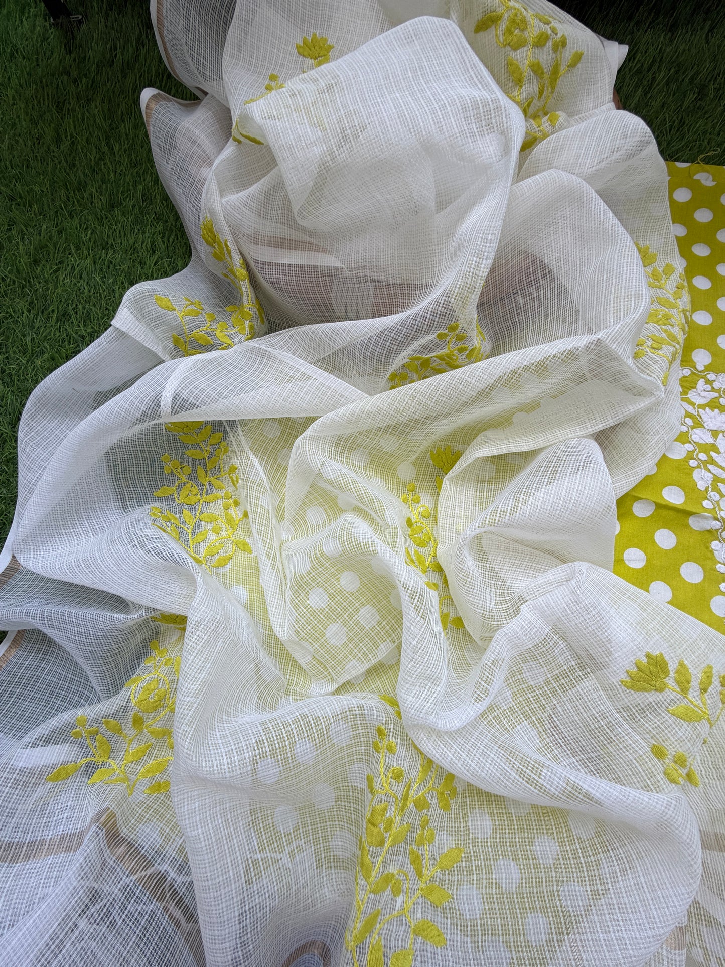 Patti kaam kurta Dupatta