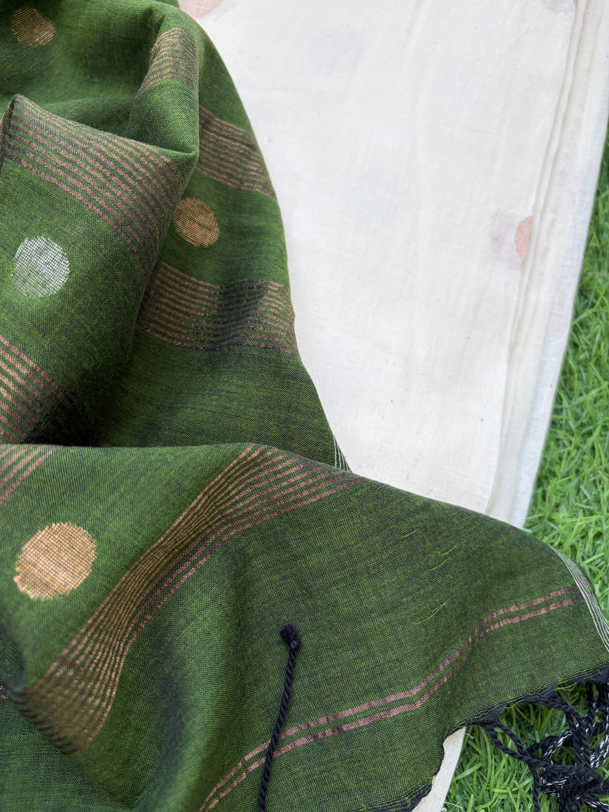 Zari jaamdani Mul dupatta kurta