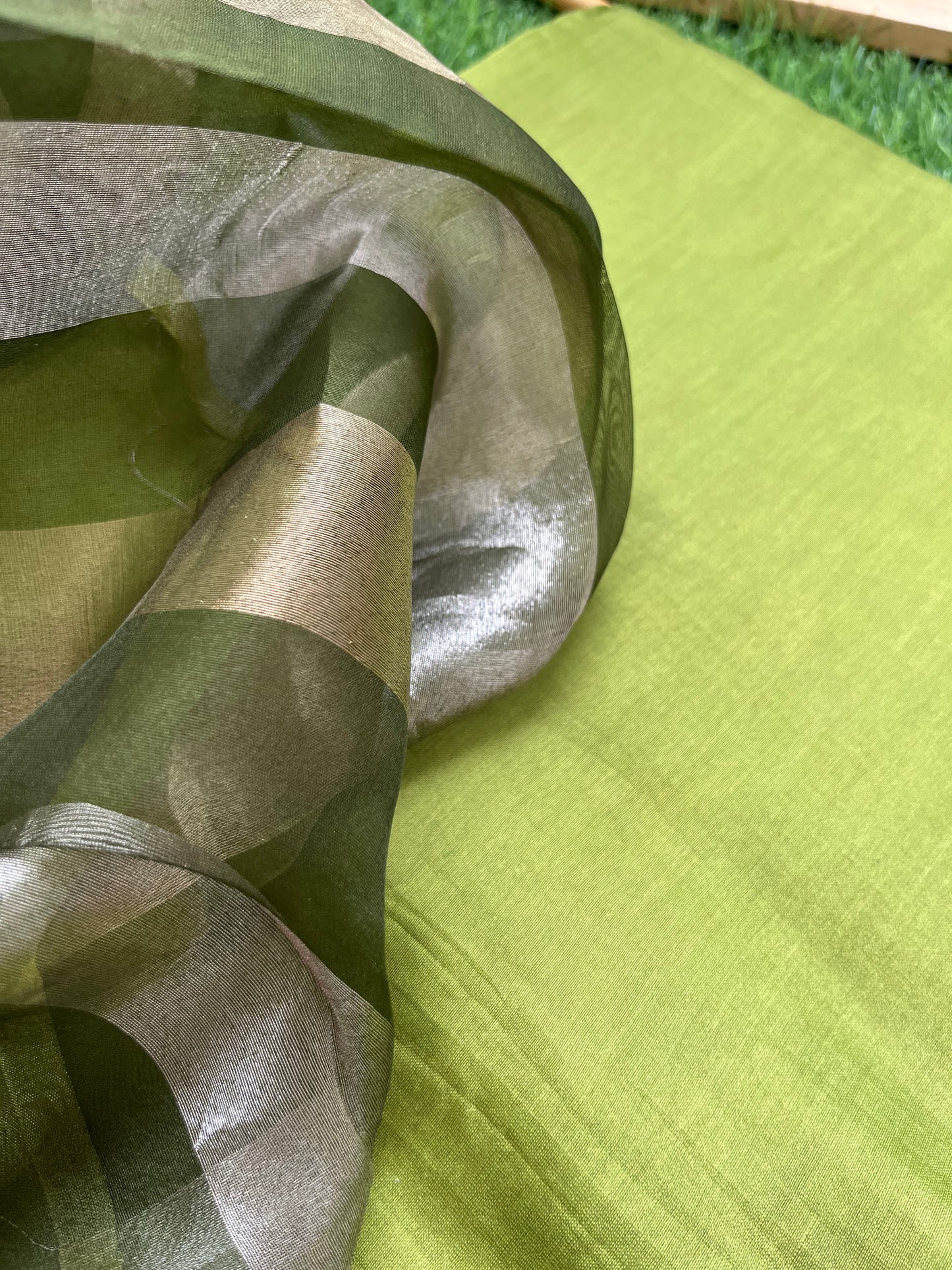 त्योहार् -Banarasi organza dupatta chanderi fabric