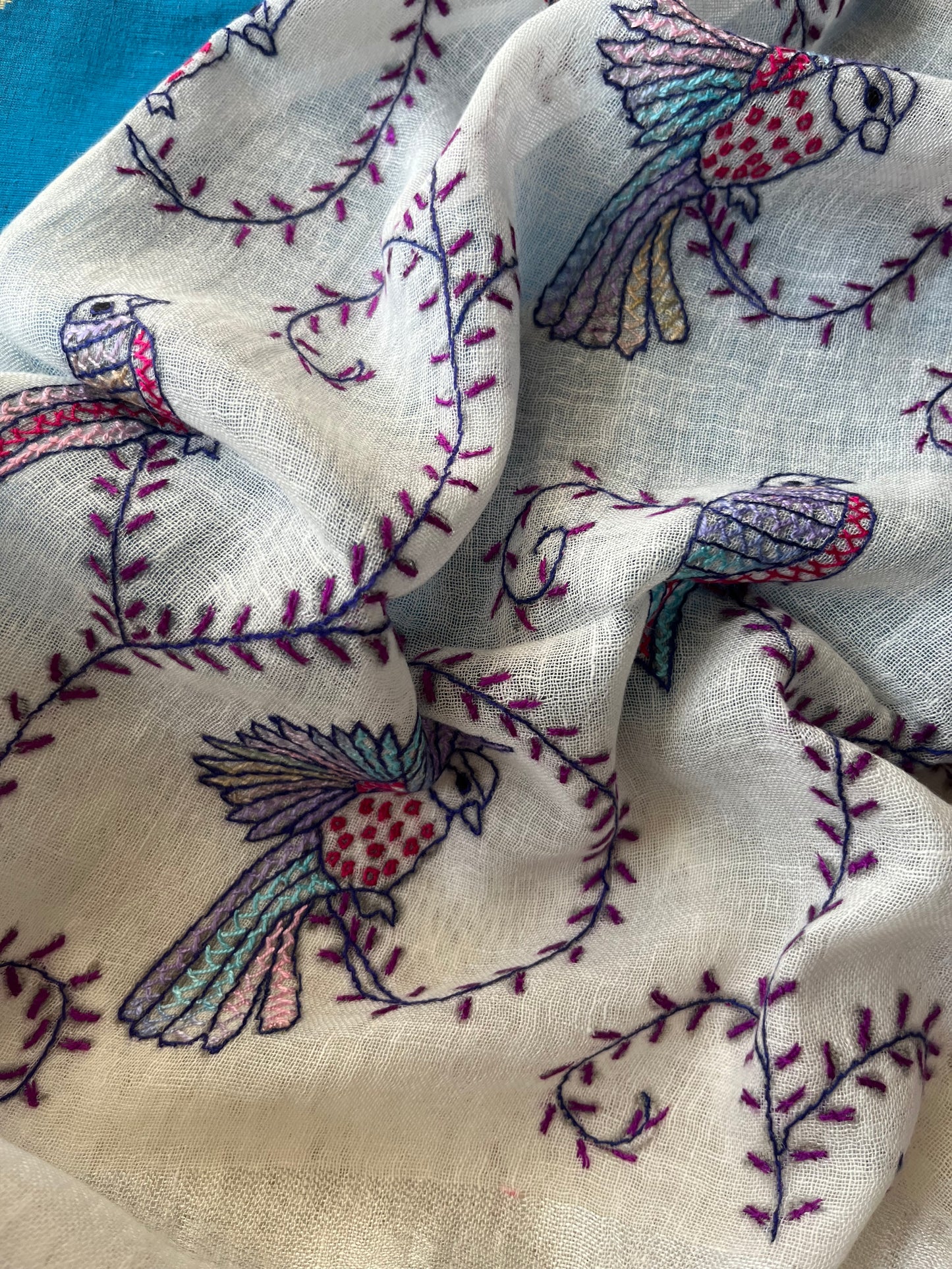 Linen sozni kaam dupatta paired with mangalgiri cotton kurta bottom fabric