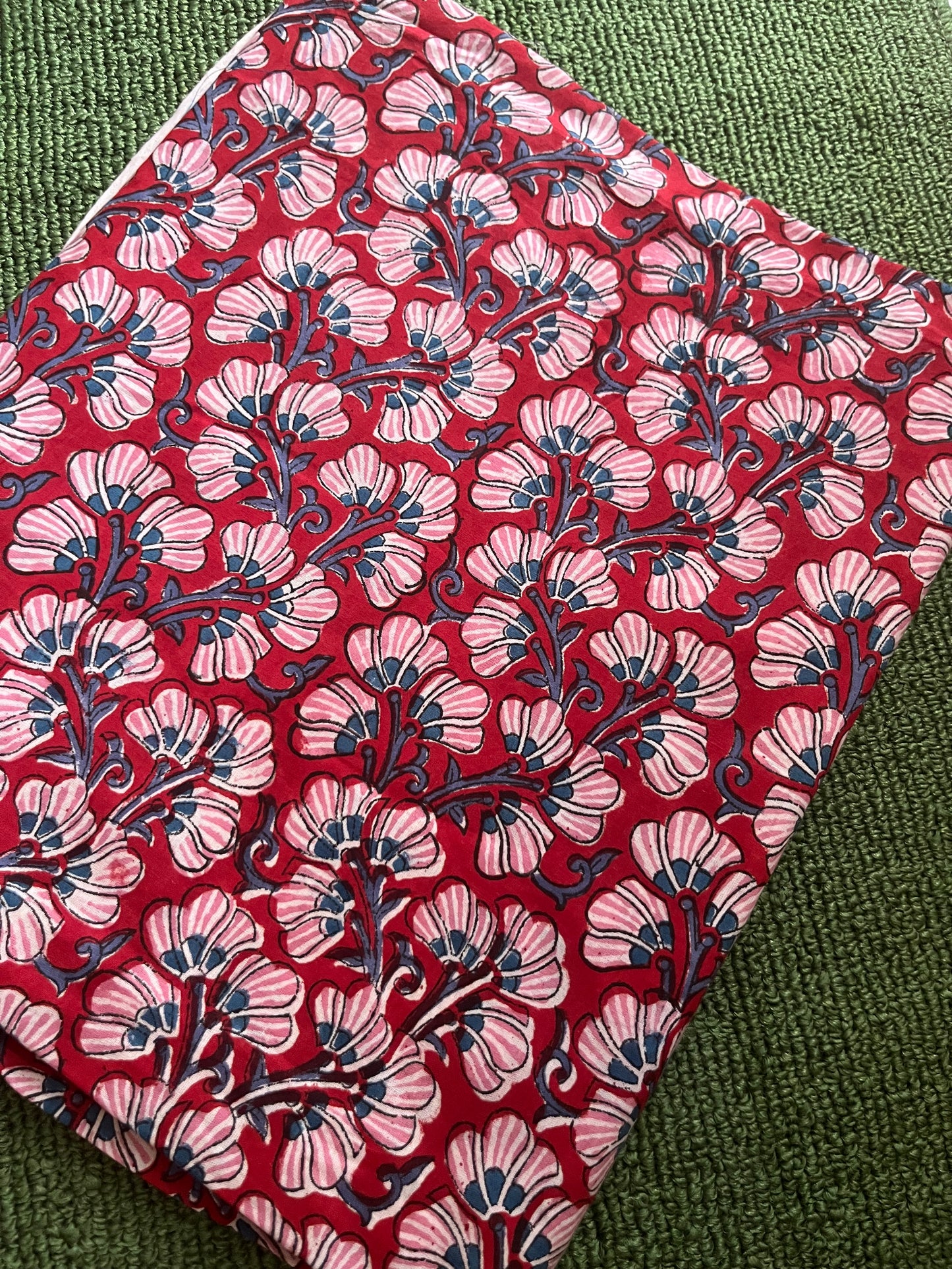 Flat 600-Cotton print