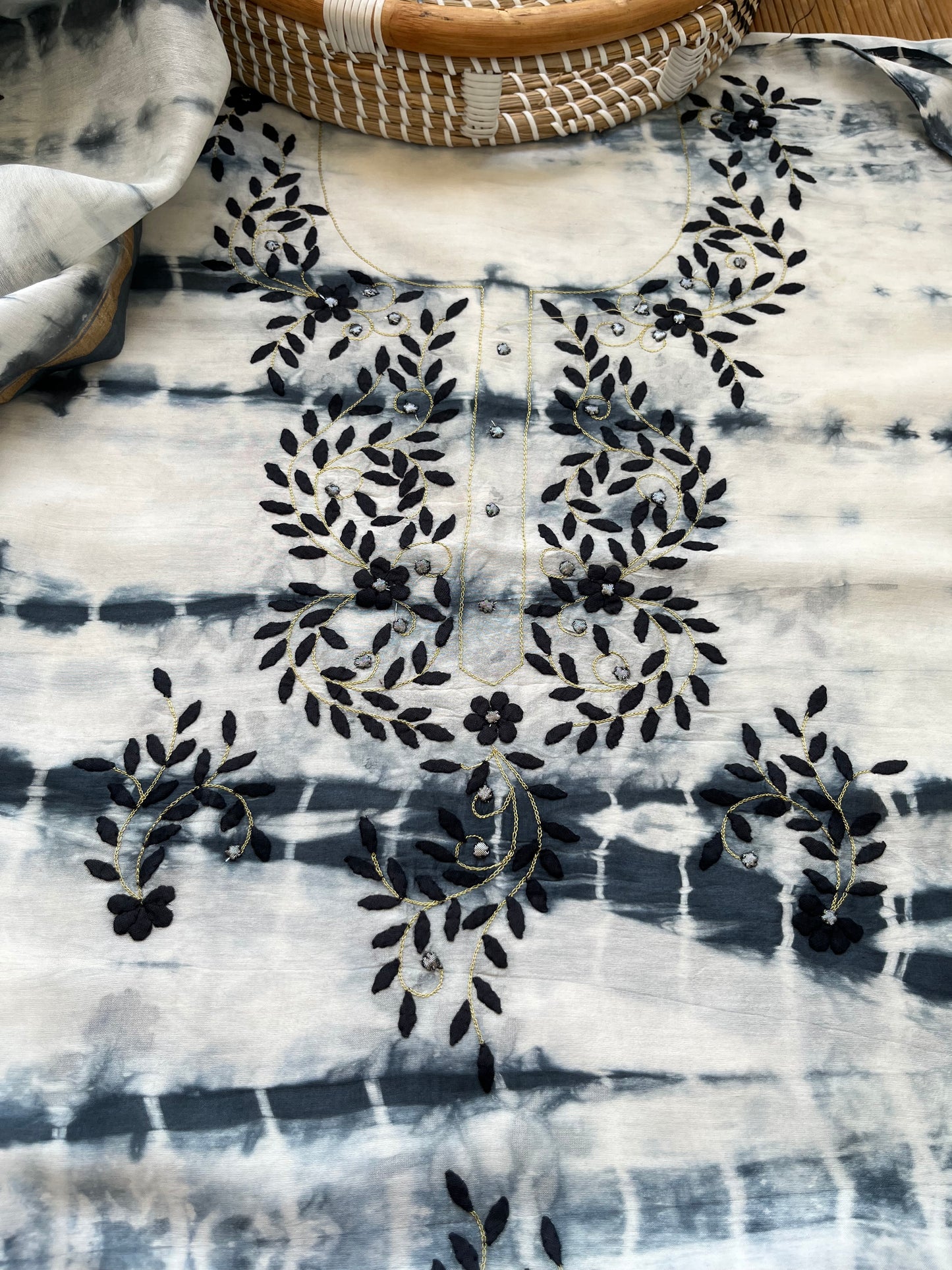 Patti kaam kurta Dupatta