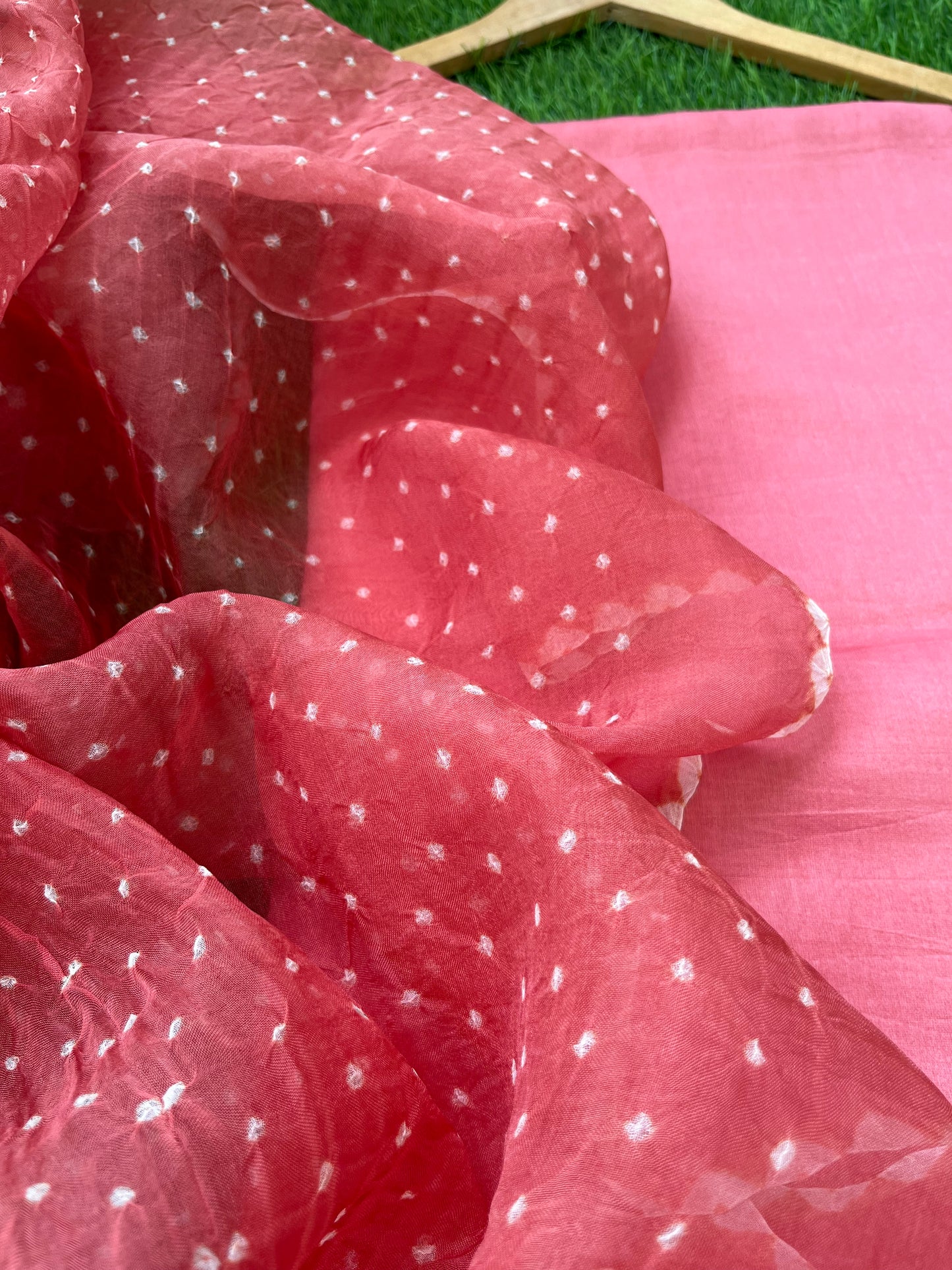 त्योहार् -organza Silk bandhani dupatta chanderi fabric