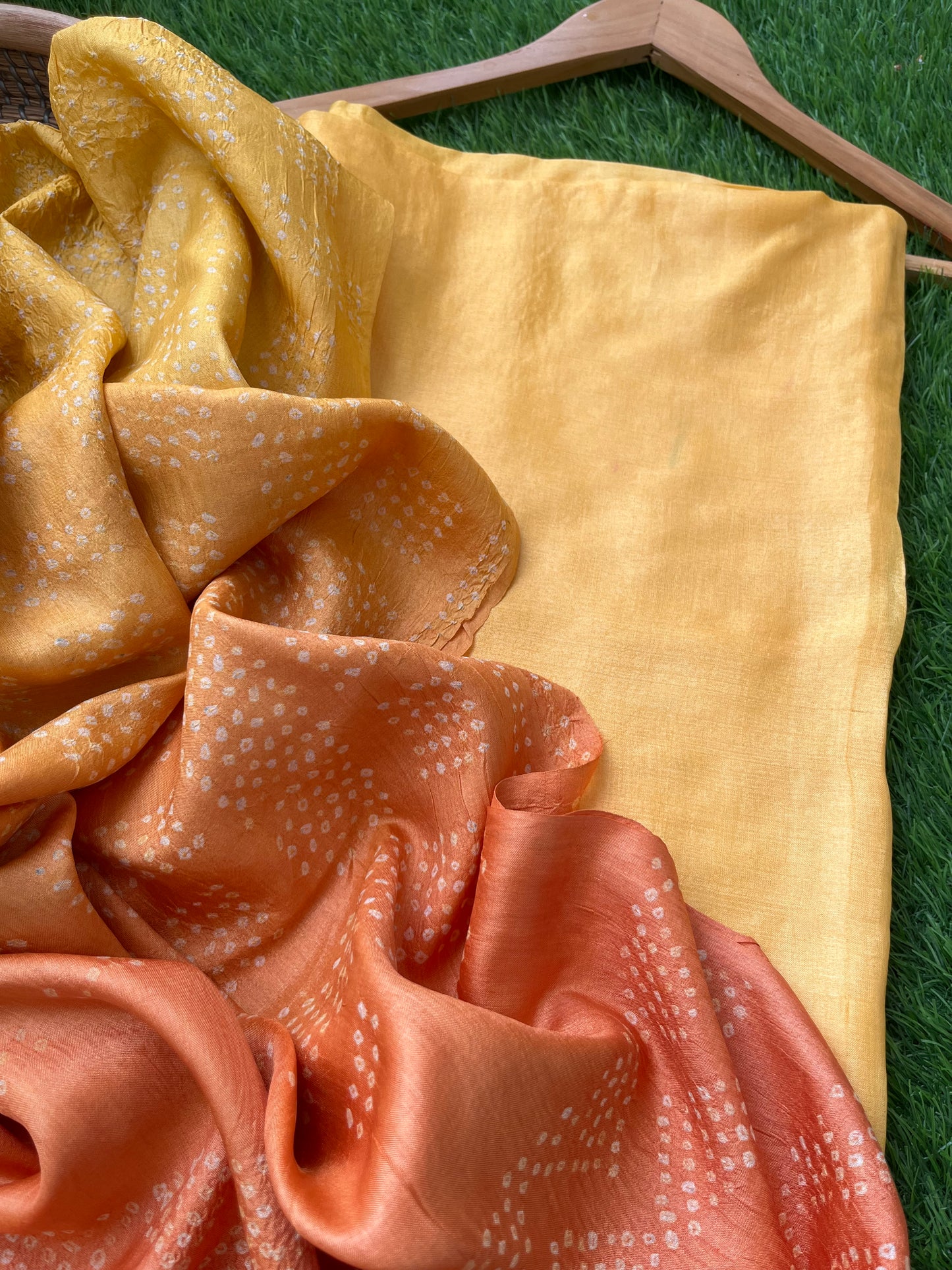 Tussar silk Bandhani dupatta kurta