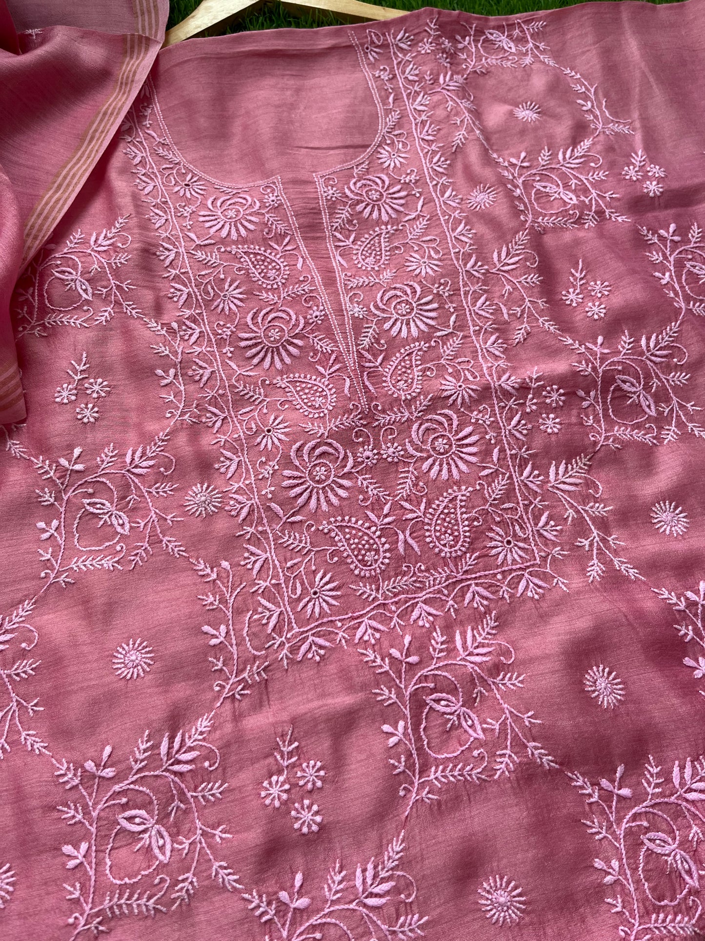 Munga Silk Chikankari kurta Dupatta