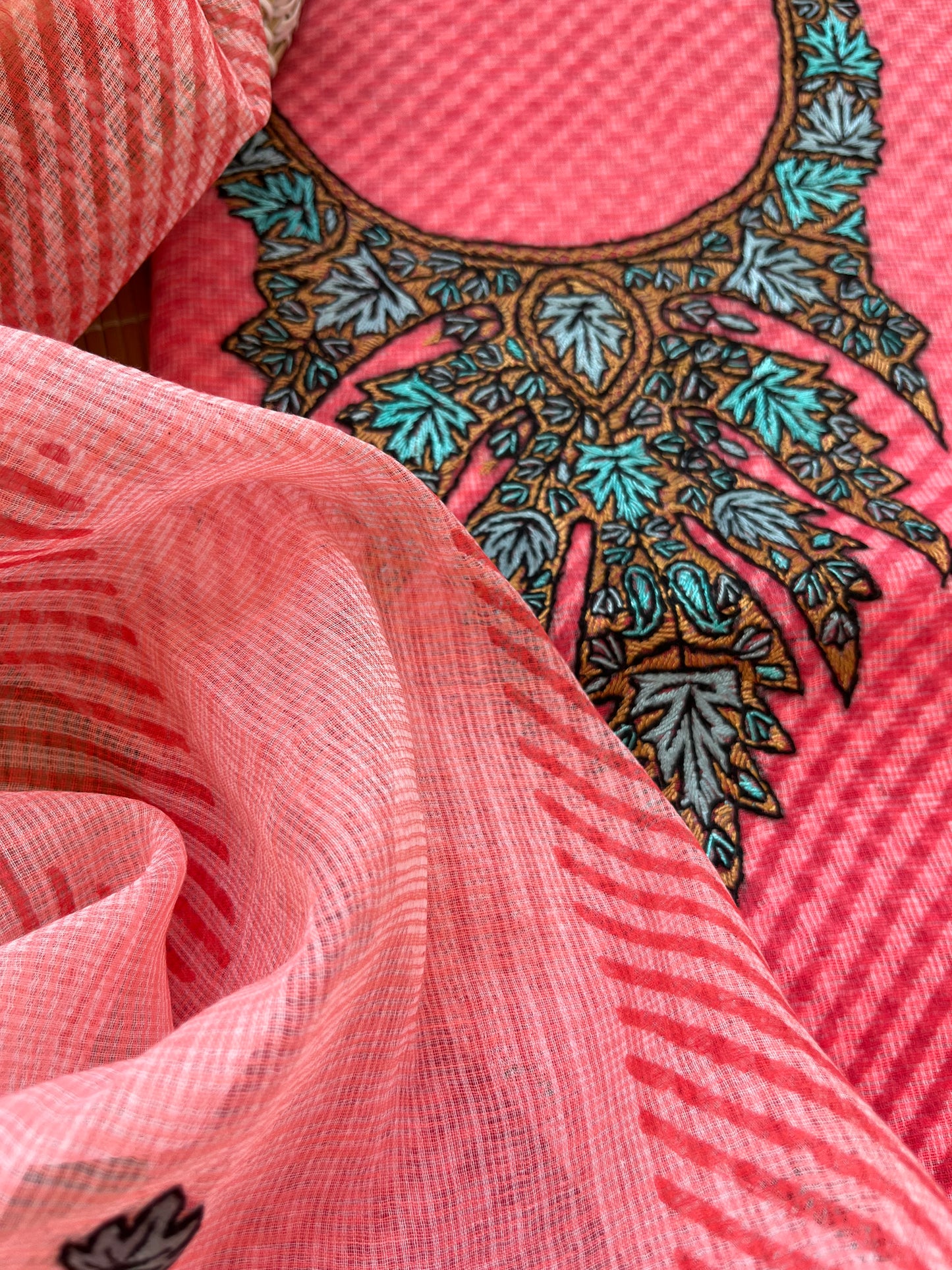 Kota kashmiri work kurta Dupatta