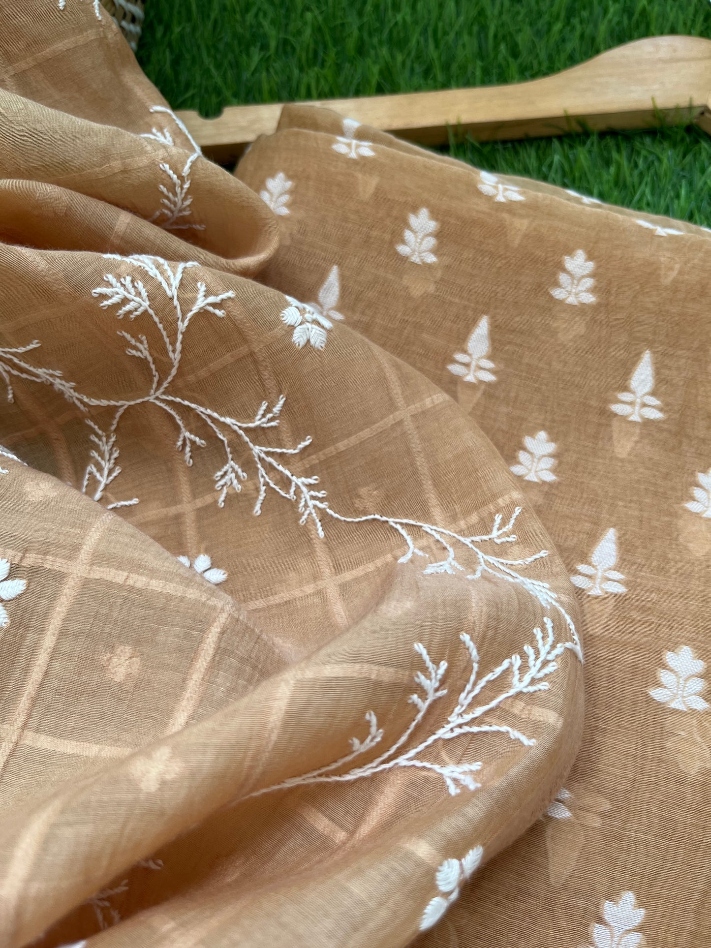 Jaamdani kurta bottom chikankari dupatta