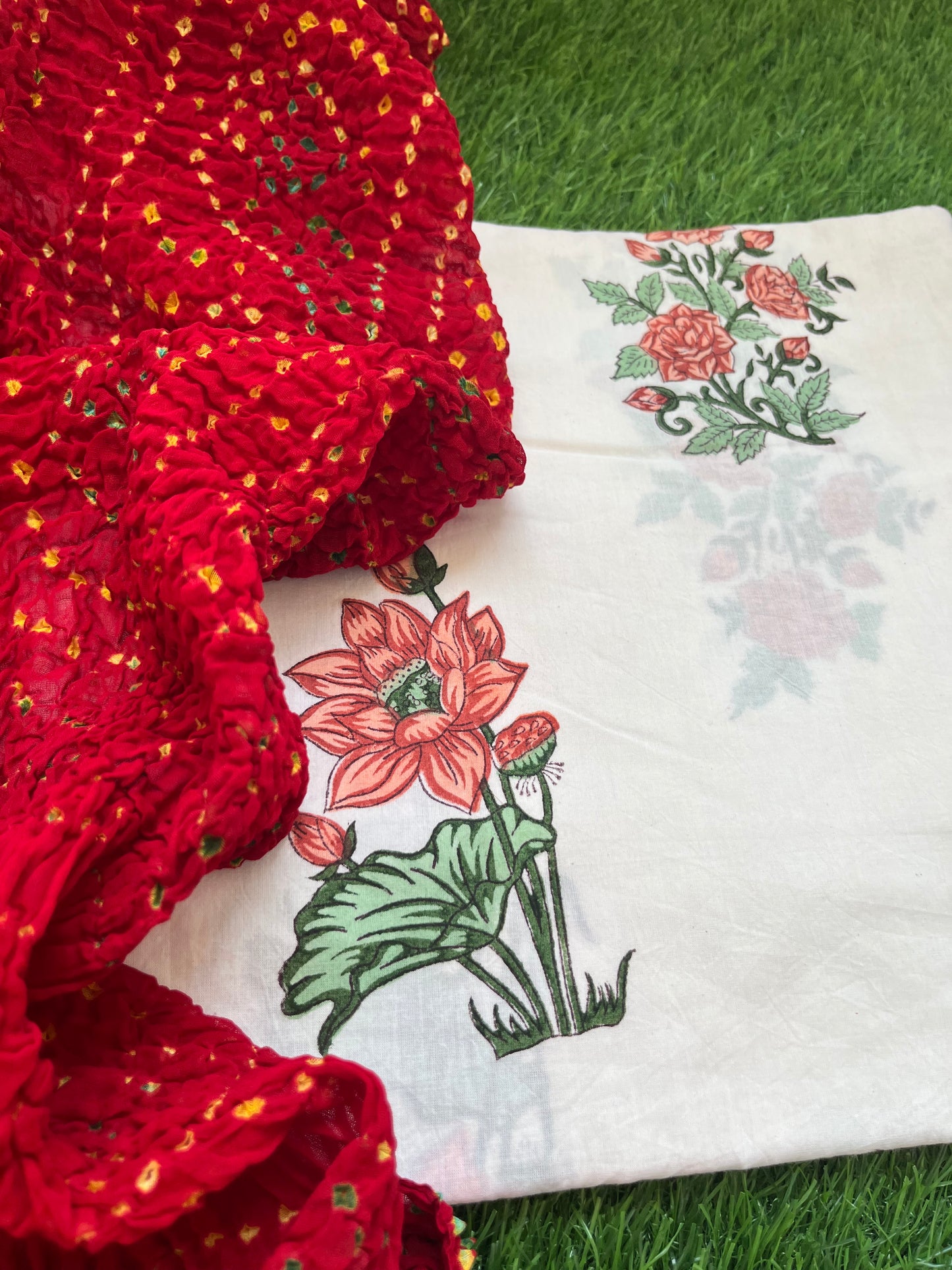 Cotton bandhani and block print set