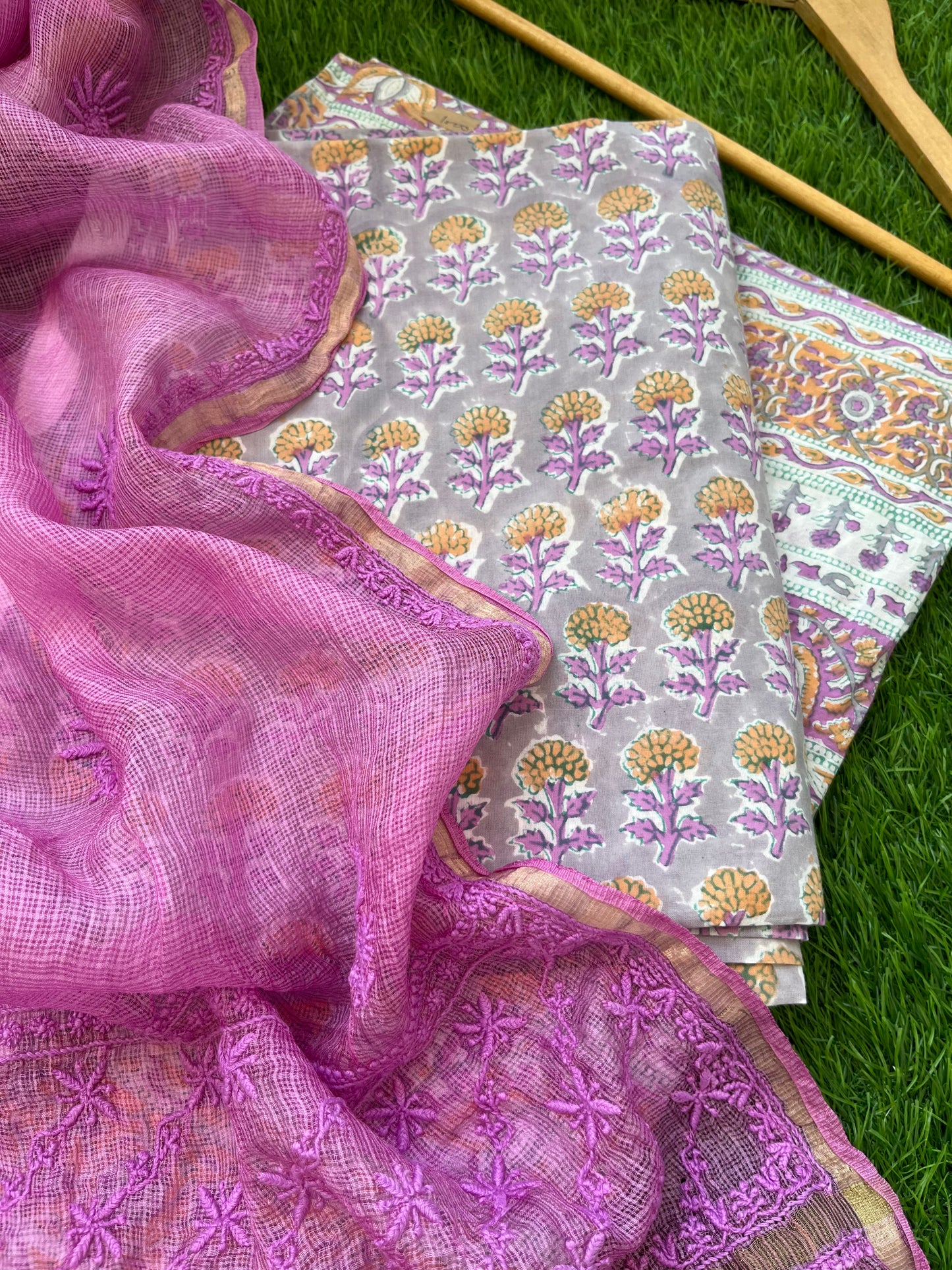 रोज़ाना  :Chanderi Chikankari Dupatta with cotton block print kurta bottom Fabric