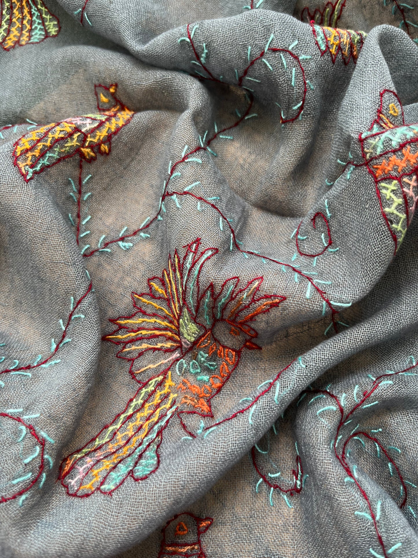 Linen sozni kaam dupatta paired with cotton kurta fabric