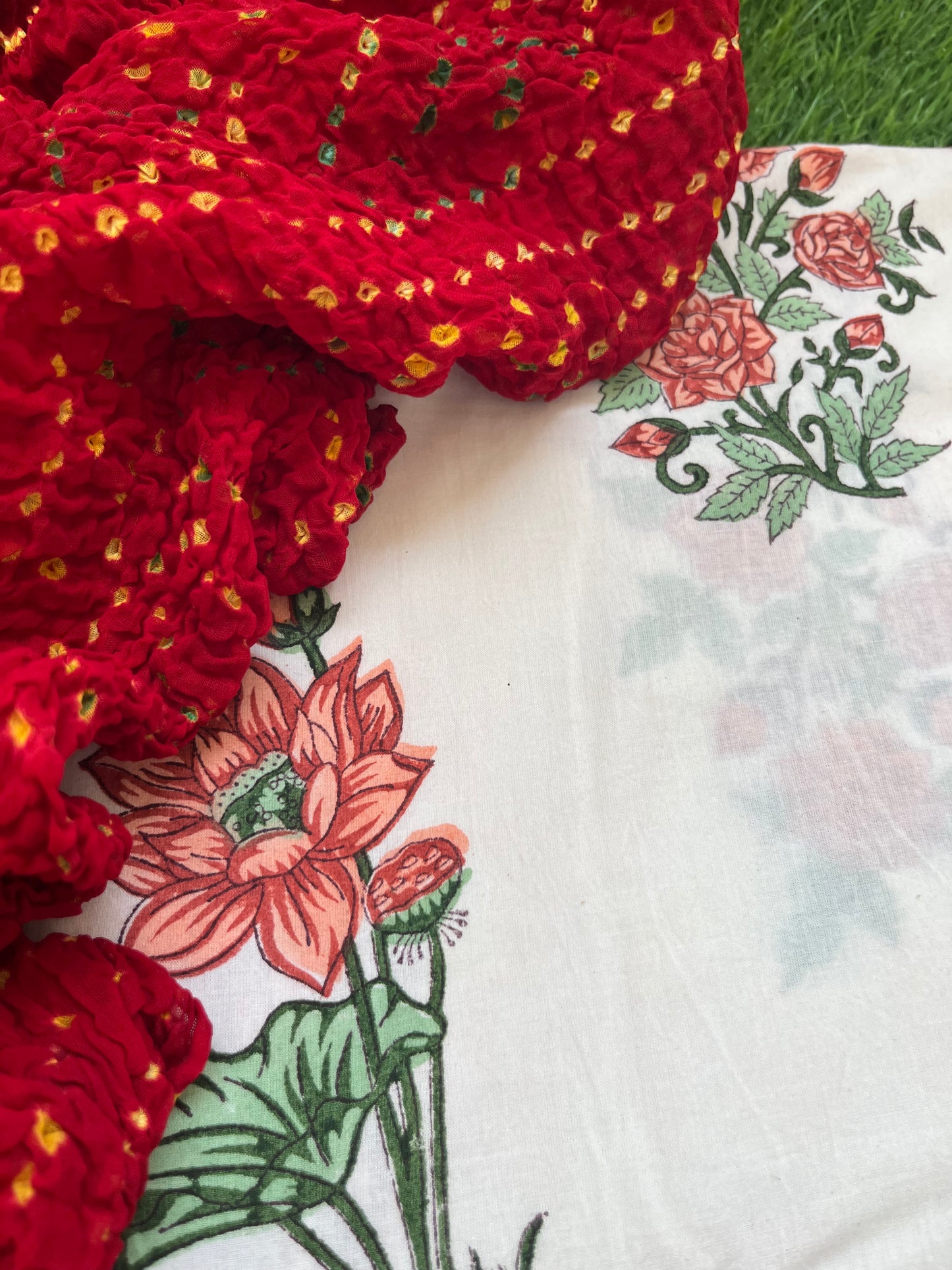 Cotton bandhani and block print set
