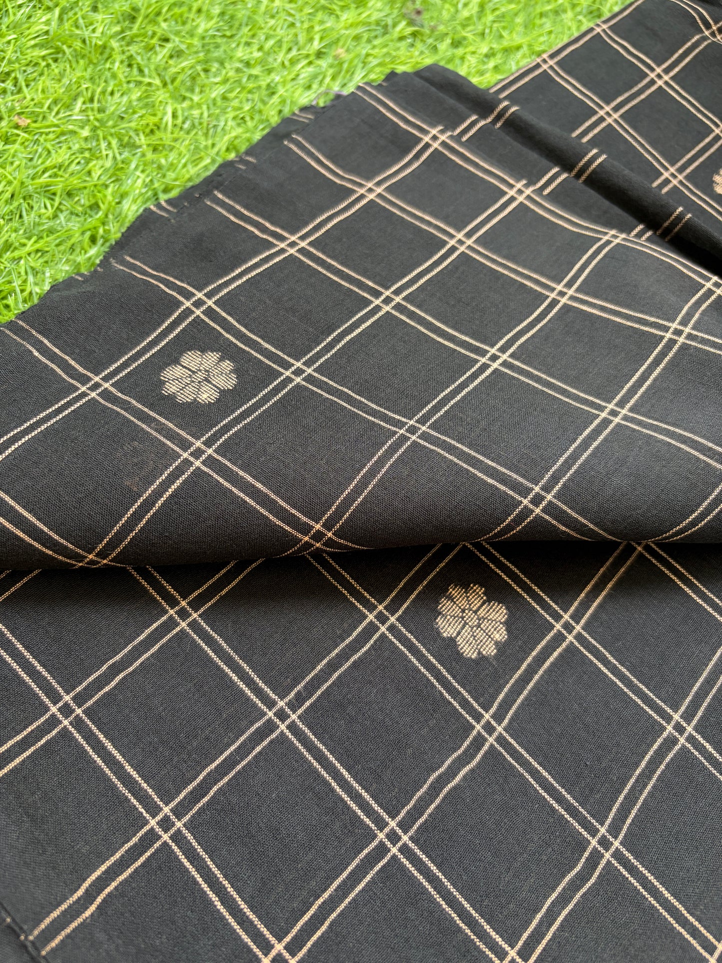 Jaamdani mul fabric
