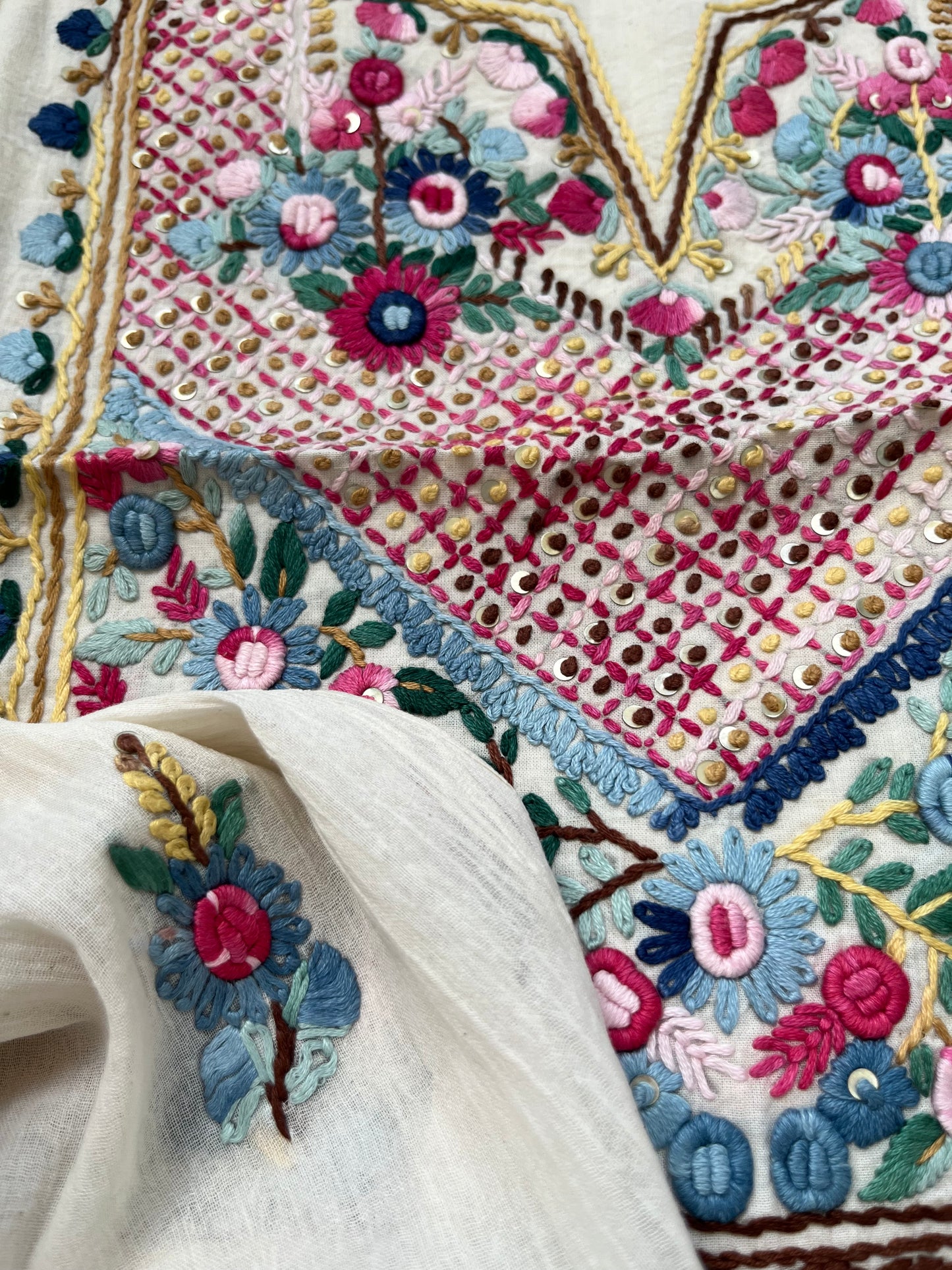 Handwoven Cotton knot work embroidered kurta dupatta and plain bottom fabric