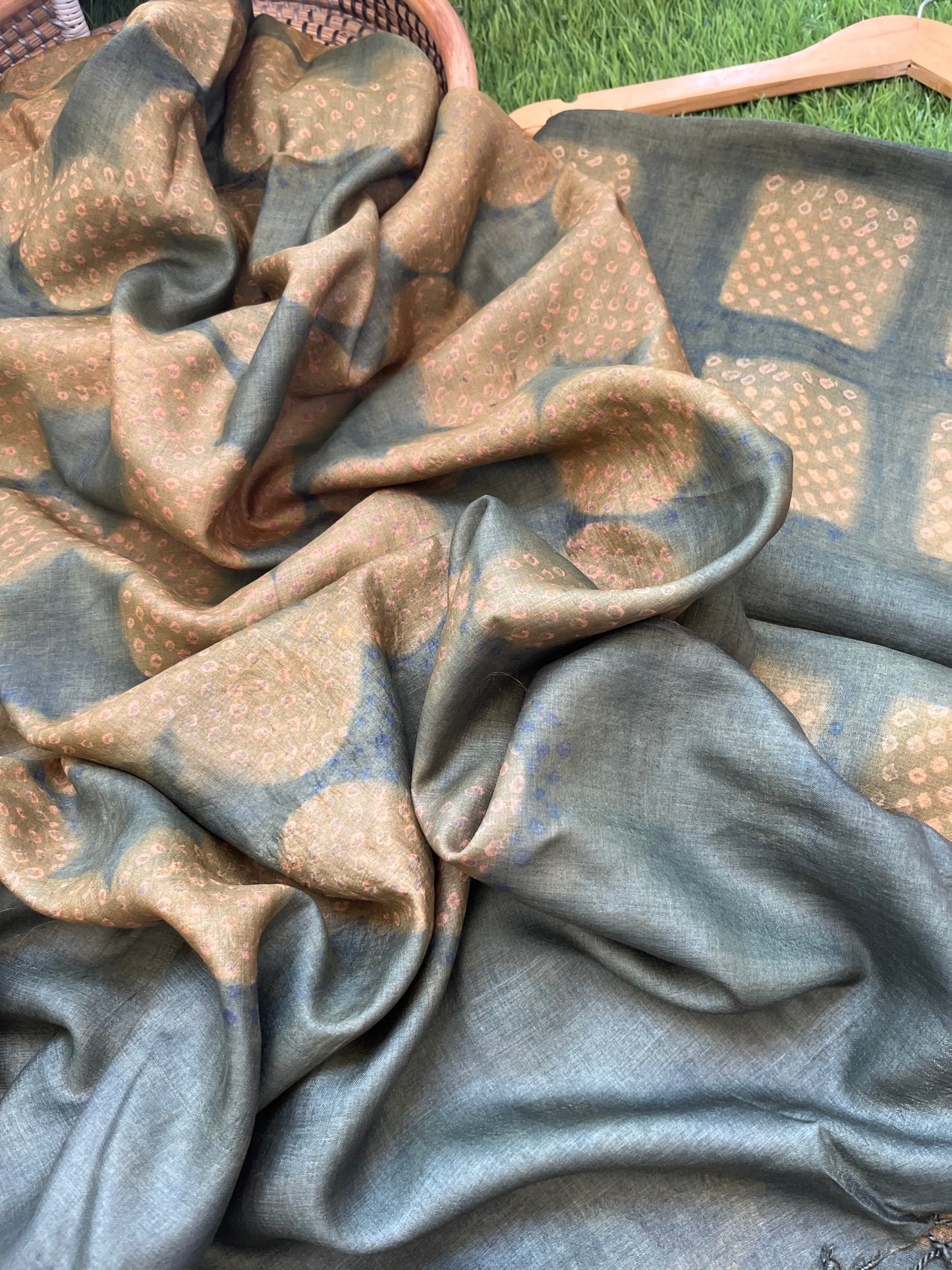 Tussar Silk Bandhani Kurta Dupatta