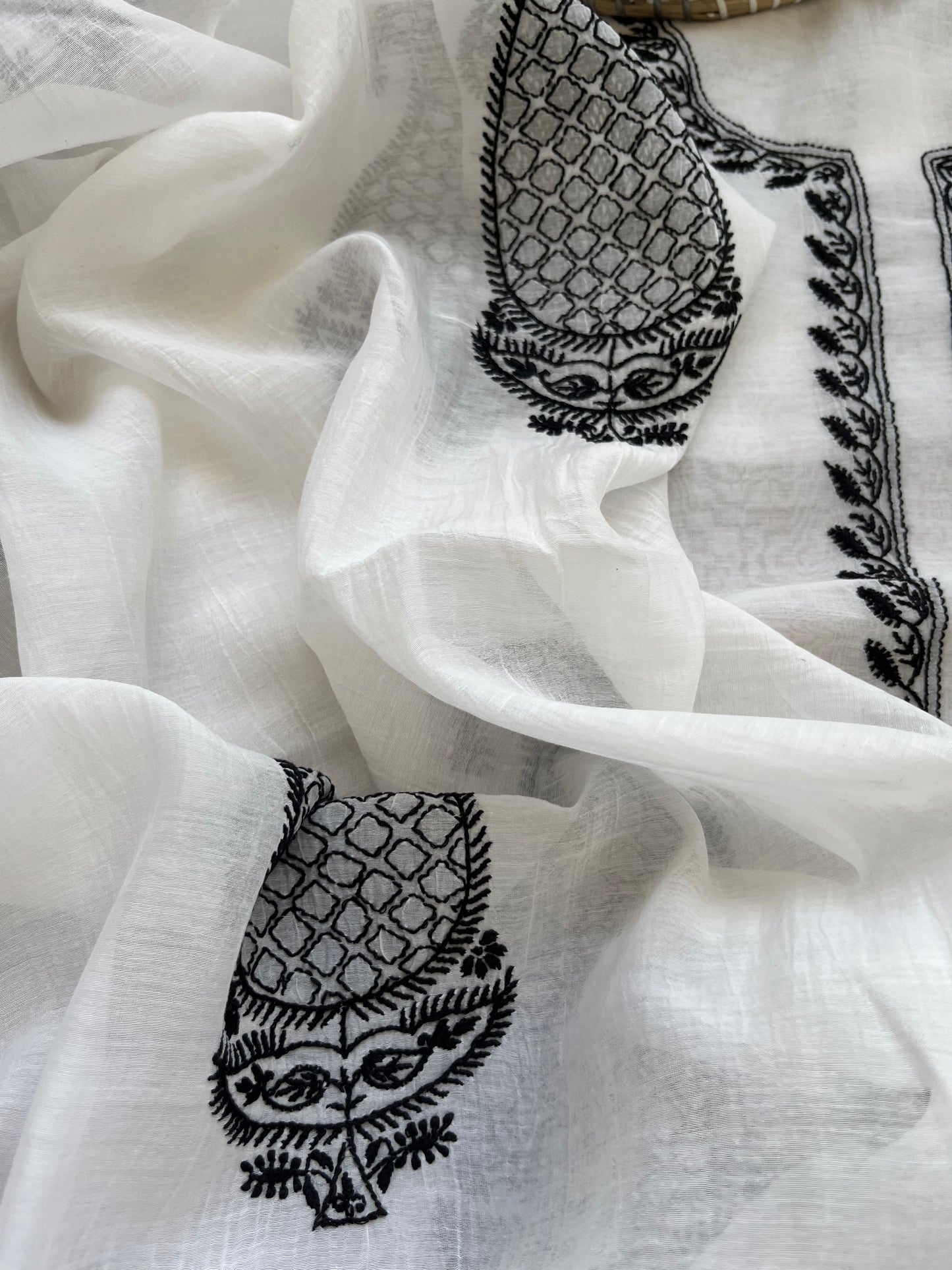 Chanderi chikan kurta dupatta