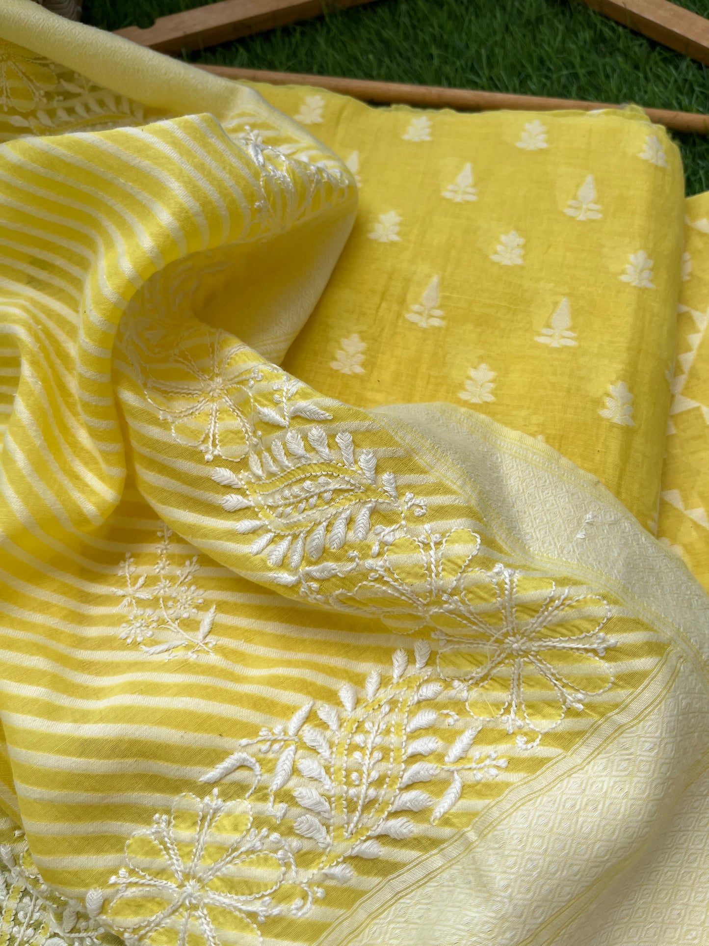 Jaamdani kurta bottom chikankari dupatta