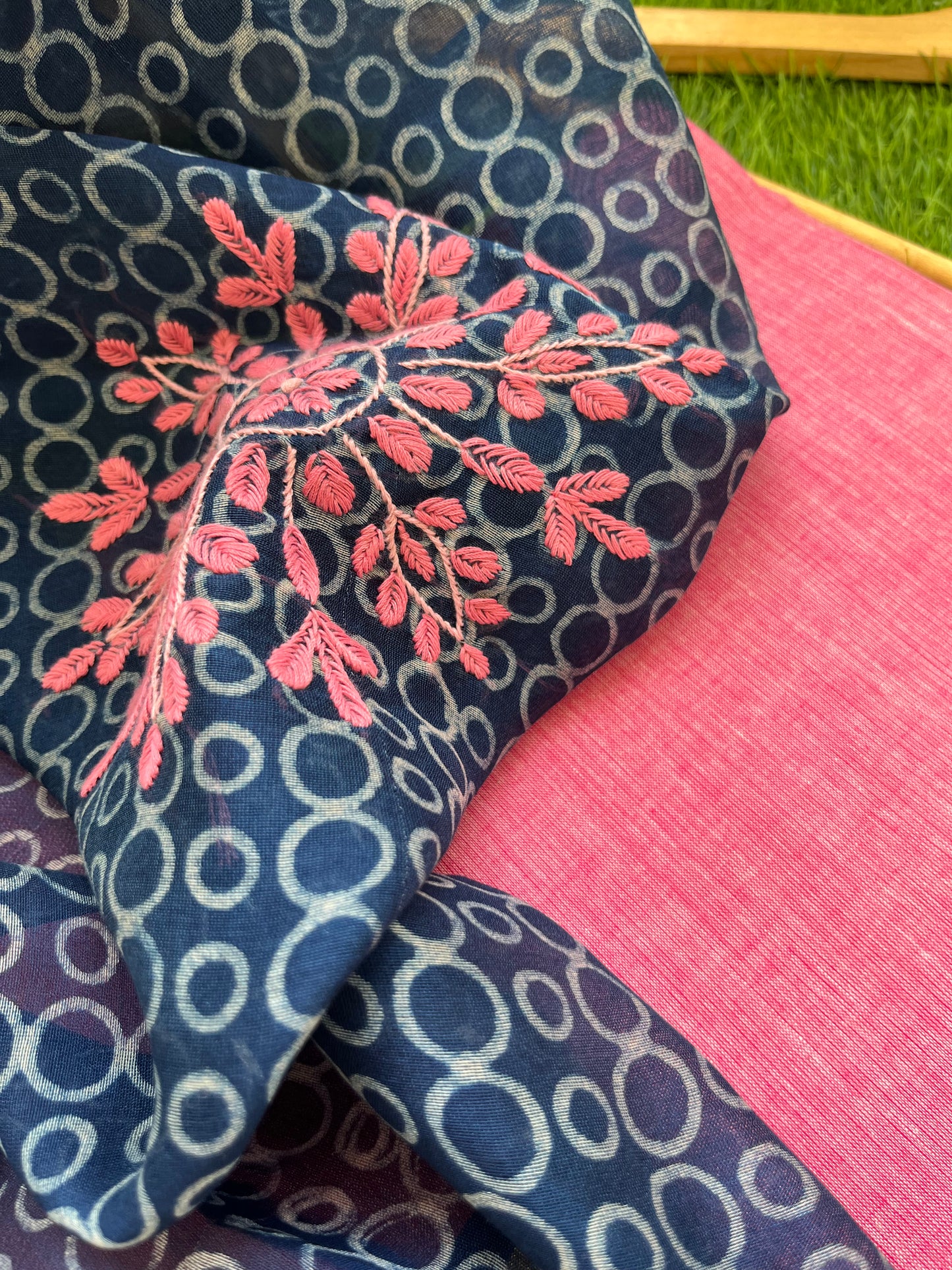 रोज़ाना :Chanderi Chikankari Dupatta with cotton kurta bottom Fabric