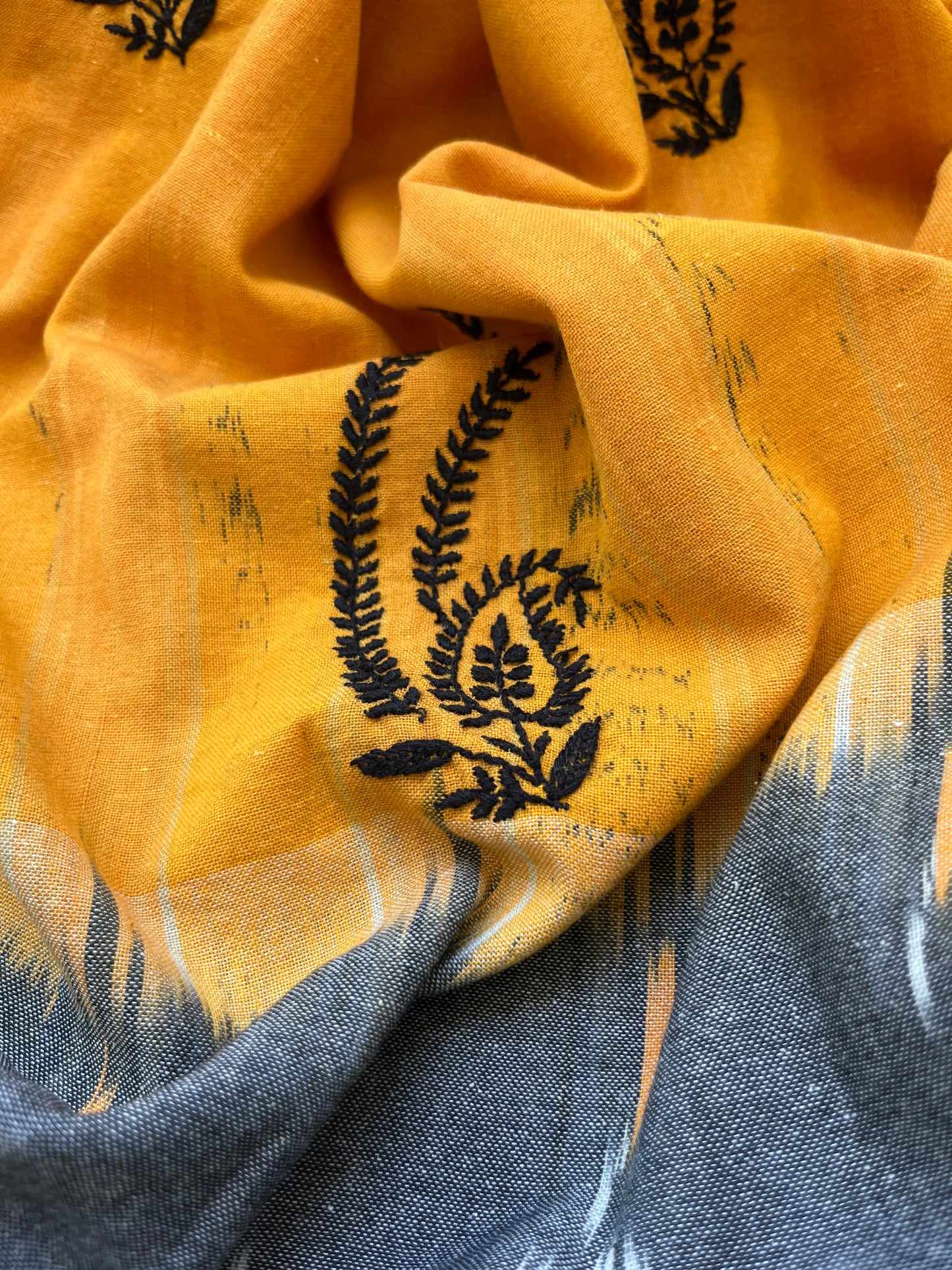 ikkat chikankari Dupatta kurta