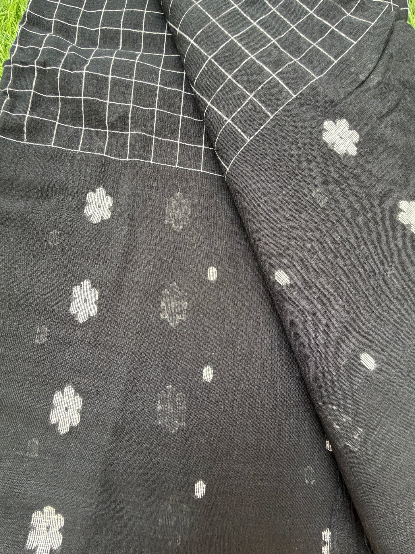 Jaamdani mul fabric