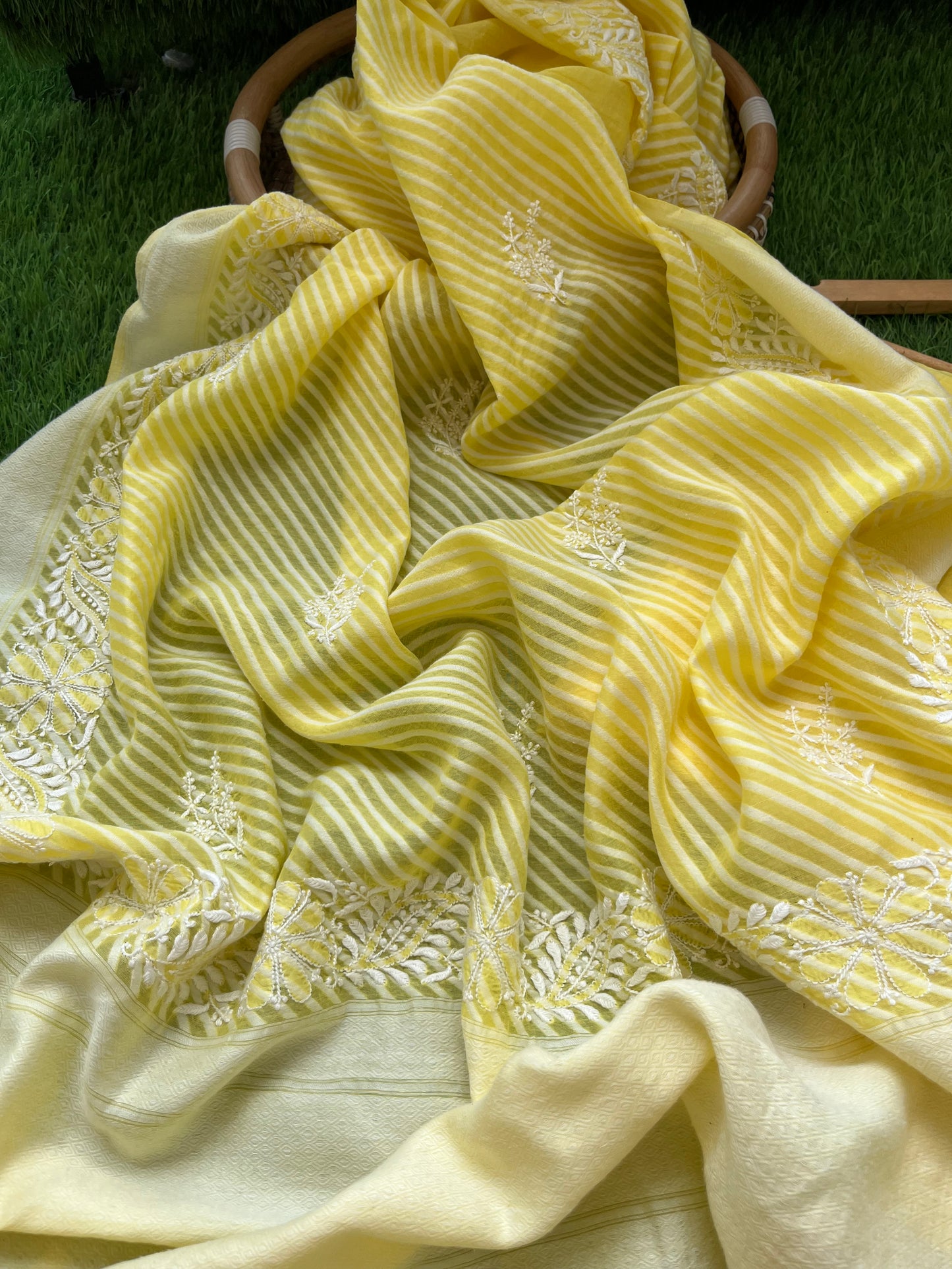 Jaamdani kurta bottom chikankari dupatta