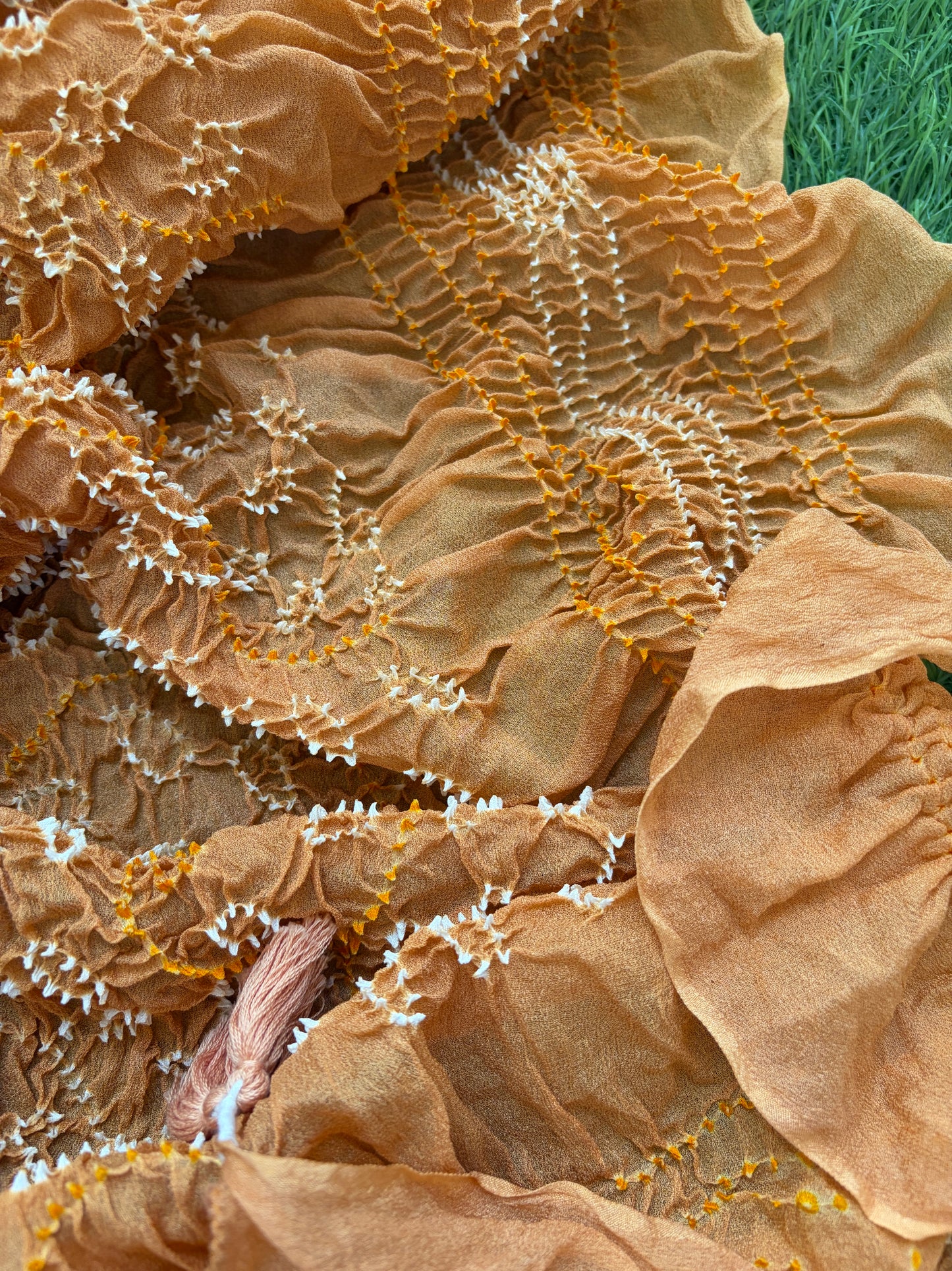 Bandhani chinon Dupatta