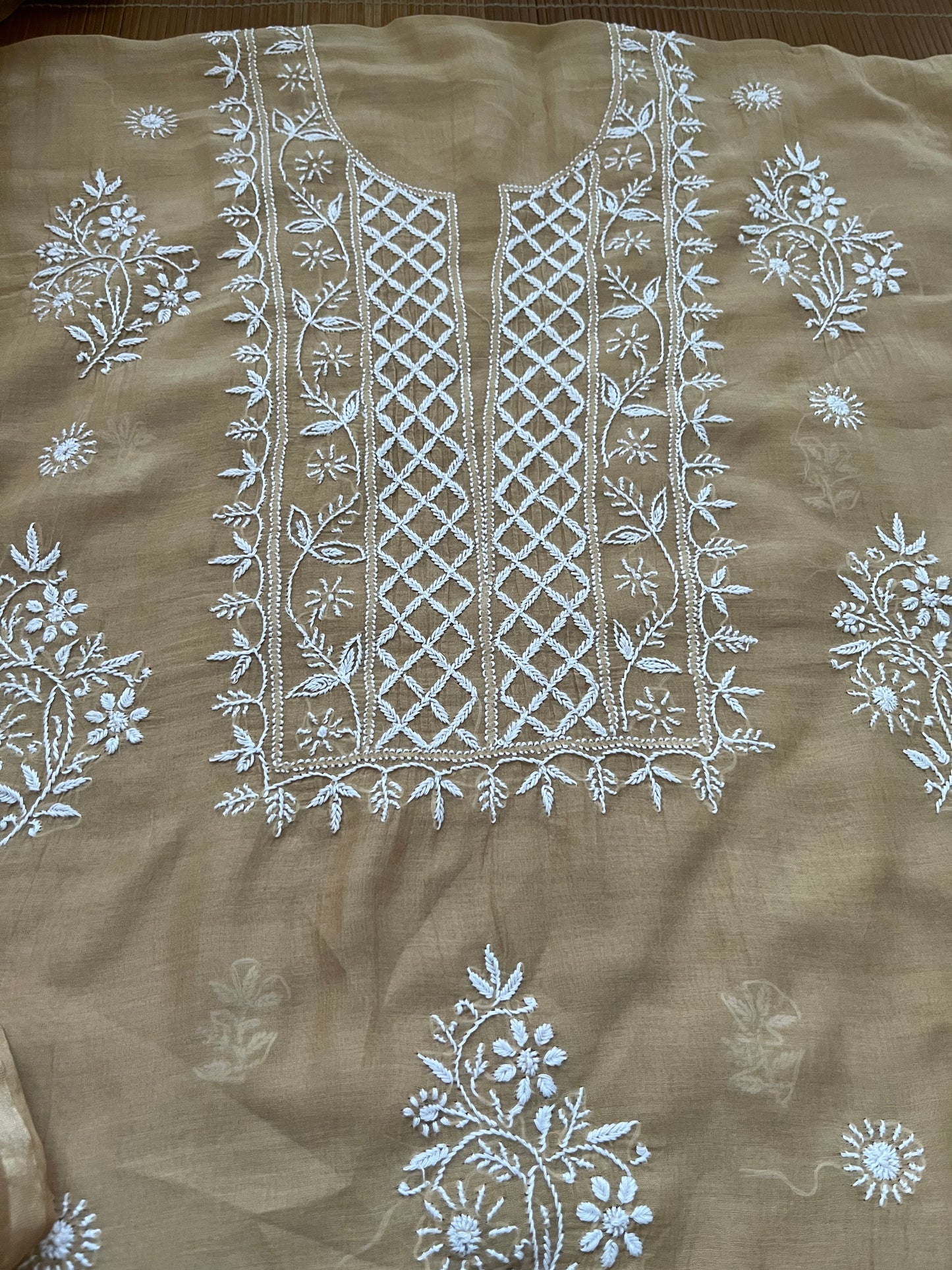 Chanderi Chikankari Kurta Dupatta