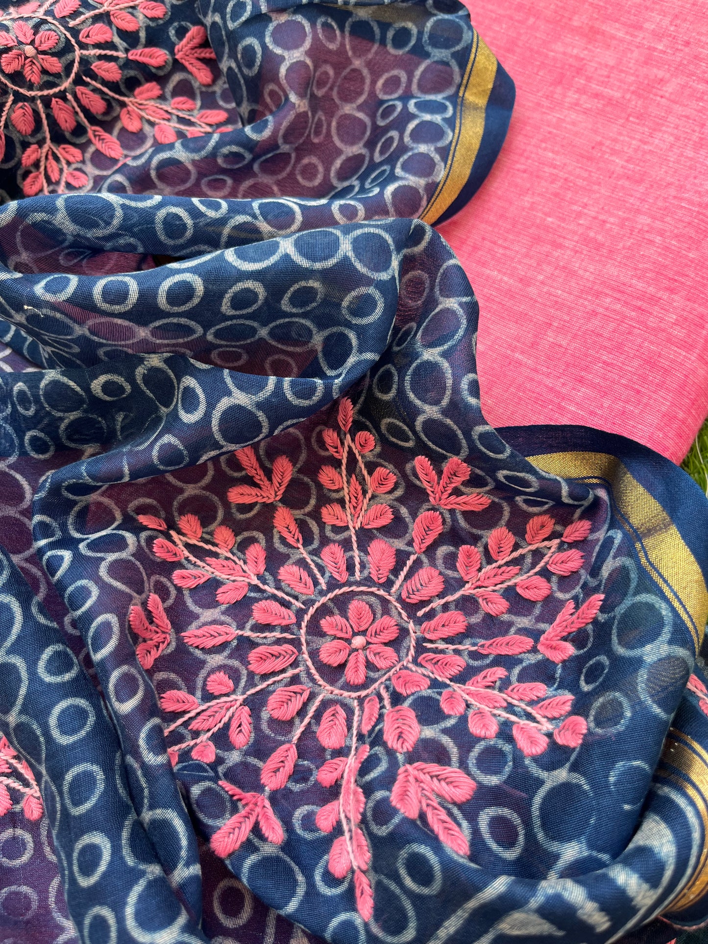 रोज़ाना :Chanderi Chikankari Dupatta with cotton kurta bottom Fabric