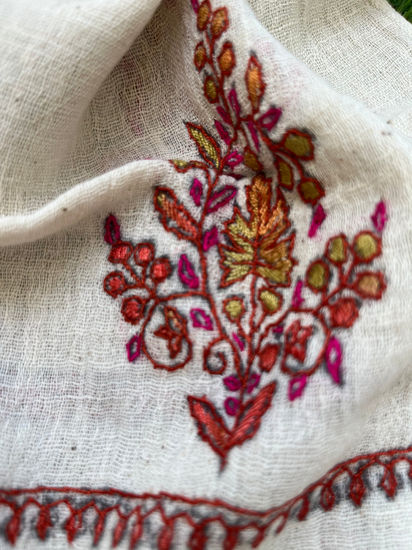 Kala Cotton kashmiri thread work stole