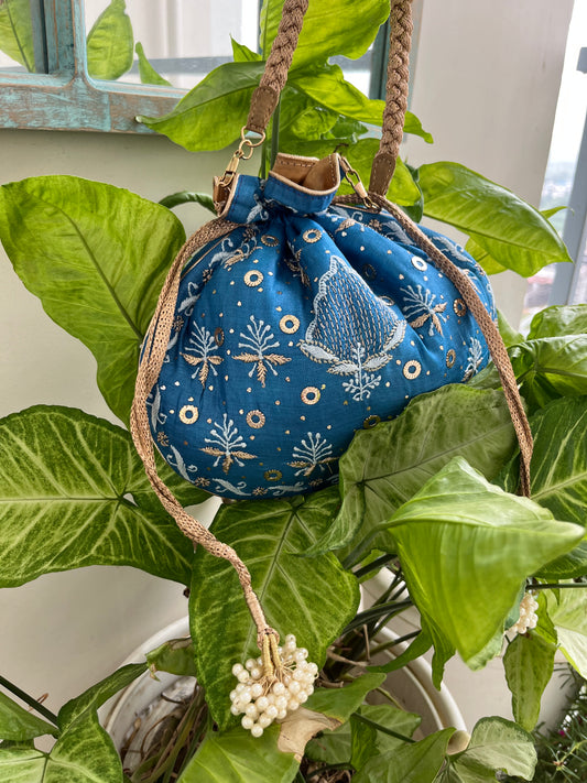 Chikankari Potli
