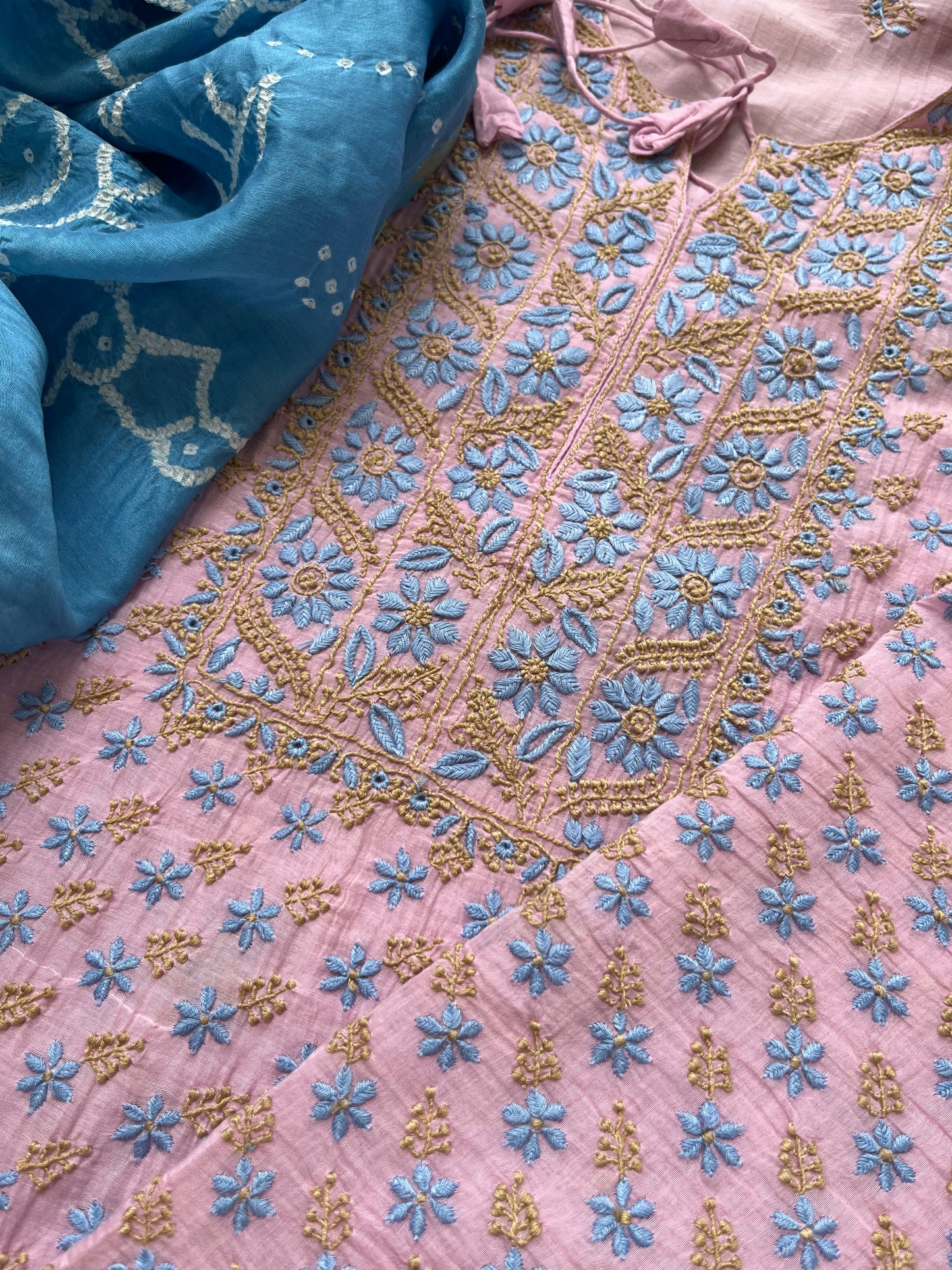 Chanderi Chikankari Kurta bandhani Dupatta