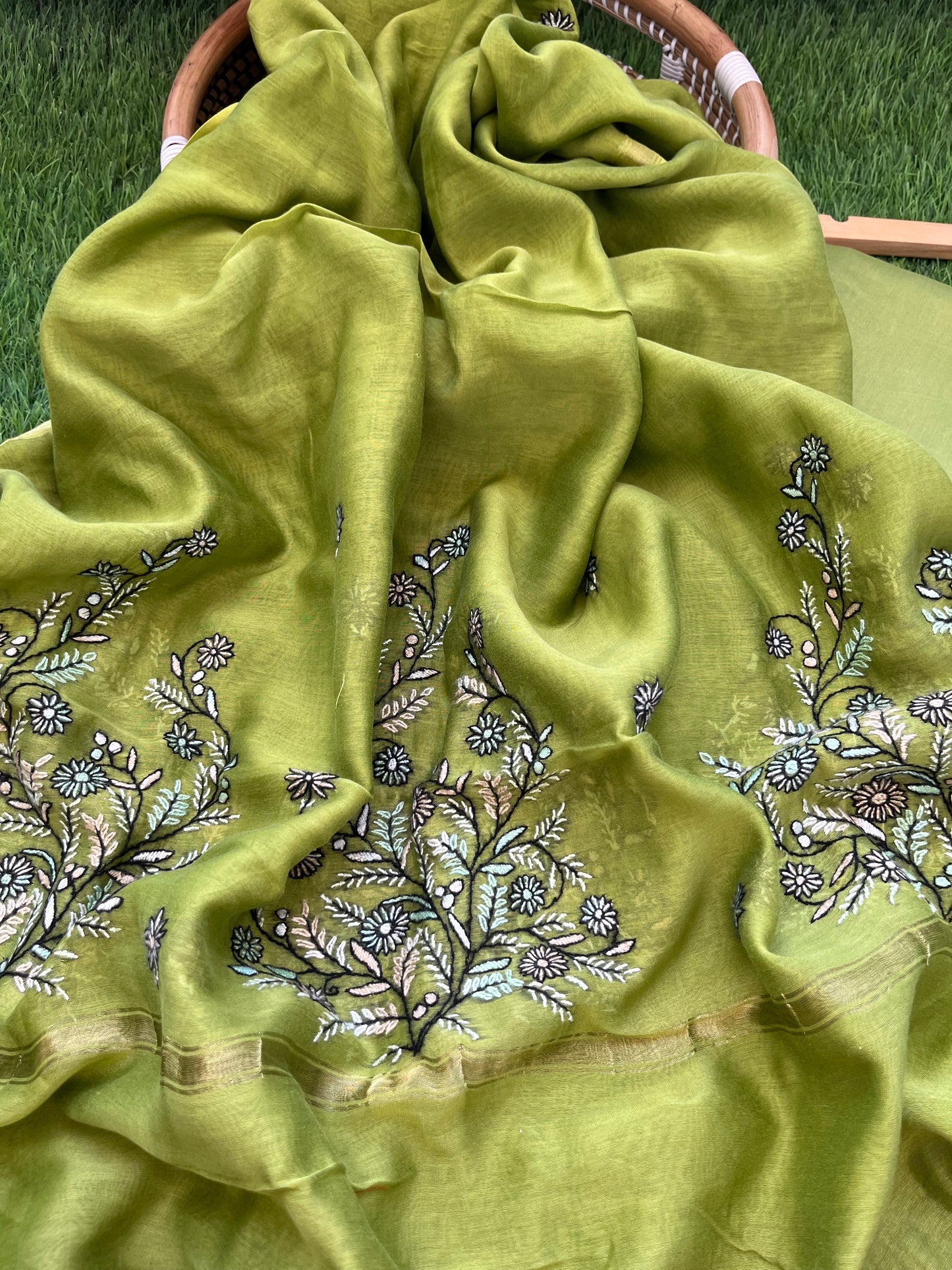 Chanderi kashmirii kaam dupatta and kurta bottom fabric