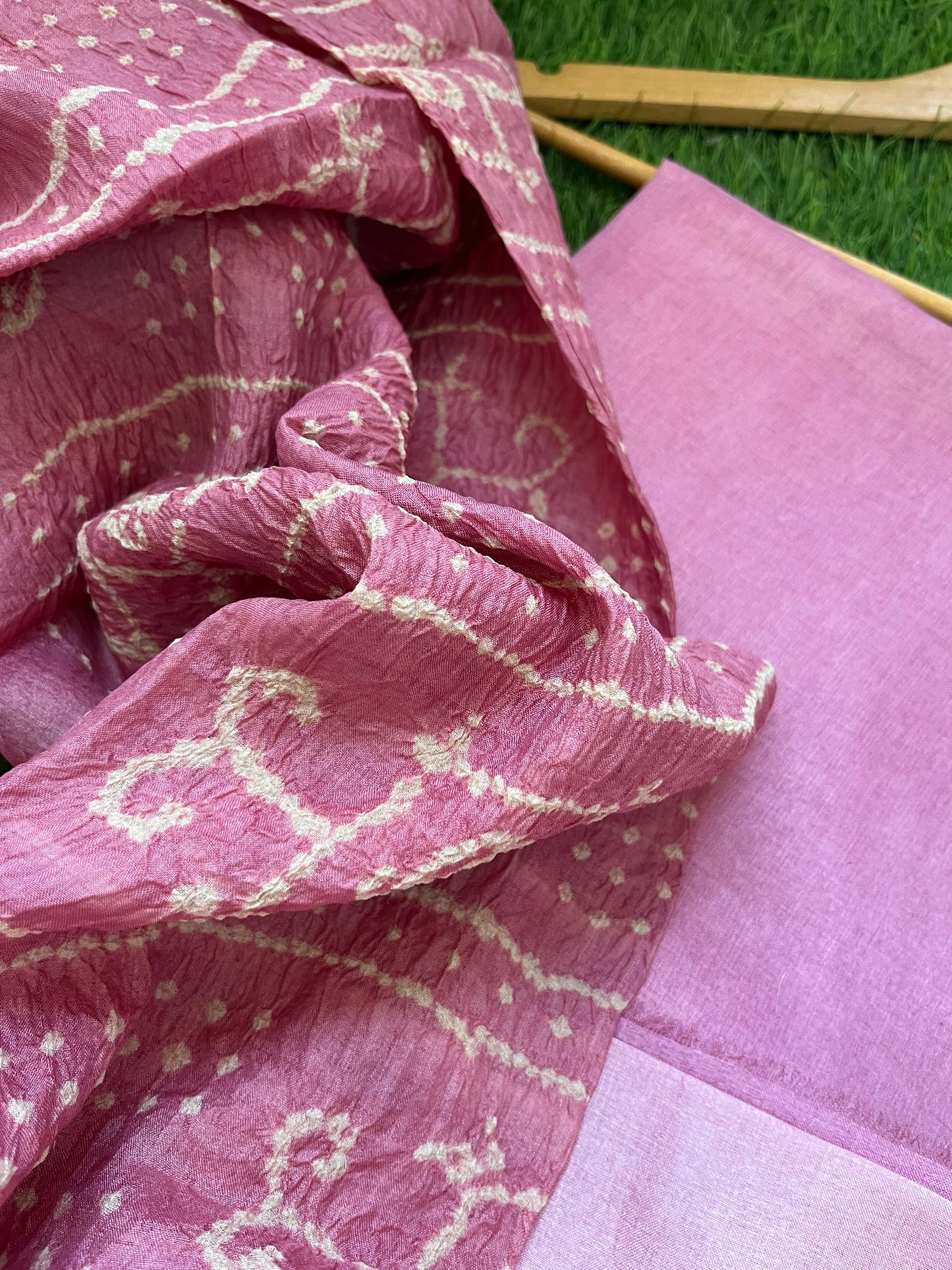 Tussar silk Bandhani dupatta plain kurta