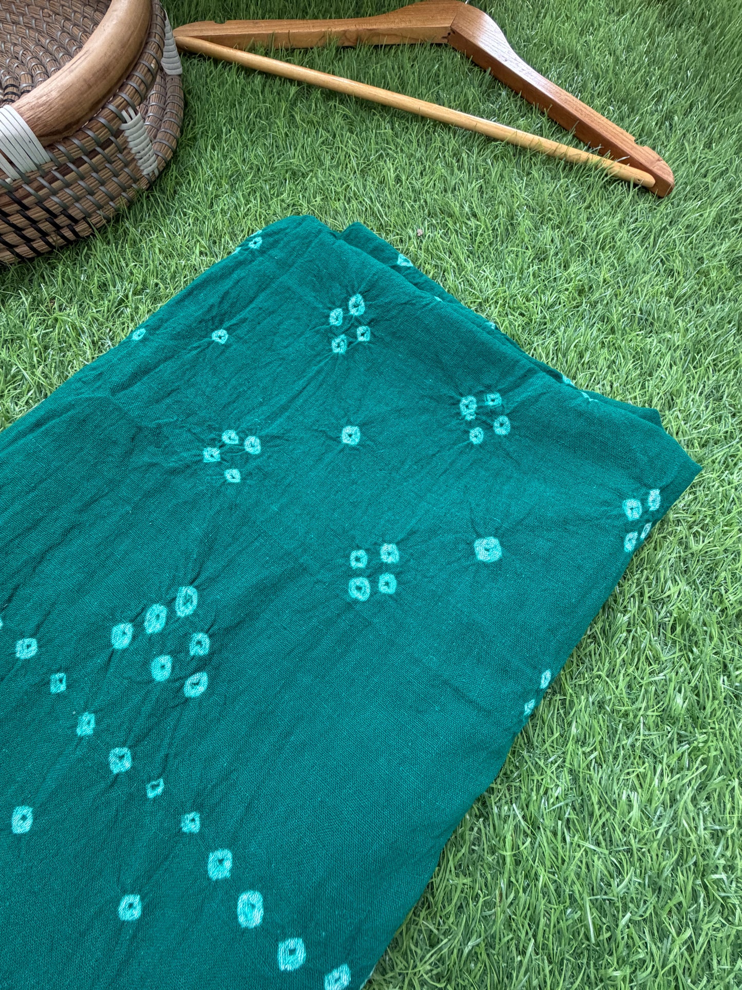 Handwoven organic kala Cotton bandhani fabric