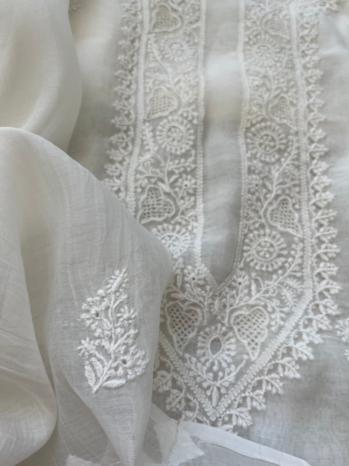 Chanderi Chikankari Kurta Dupatta