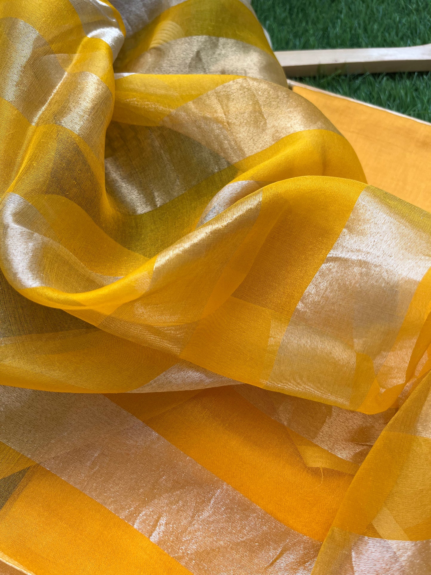 त्योहार् Banarasi organza dupatta chanderi fabric