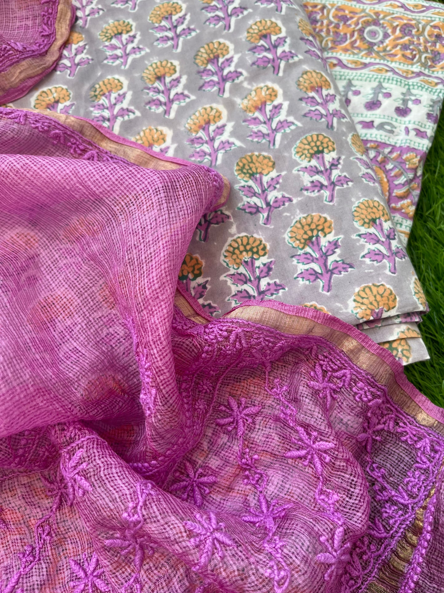 रोज़ाना  :Chanderi Chikankari Dupatta with cotton block print kurta bottom Fabric