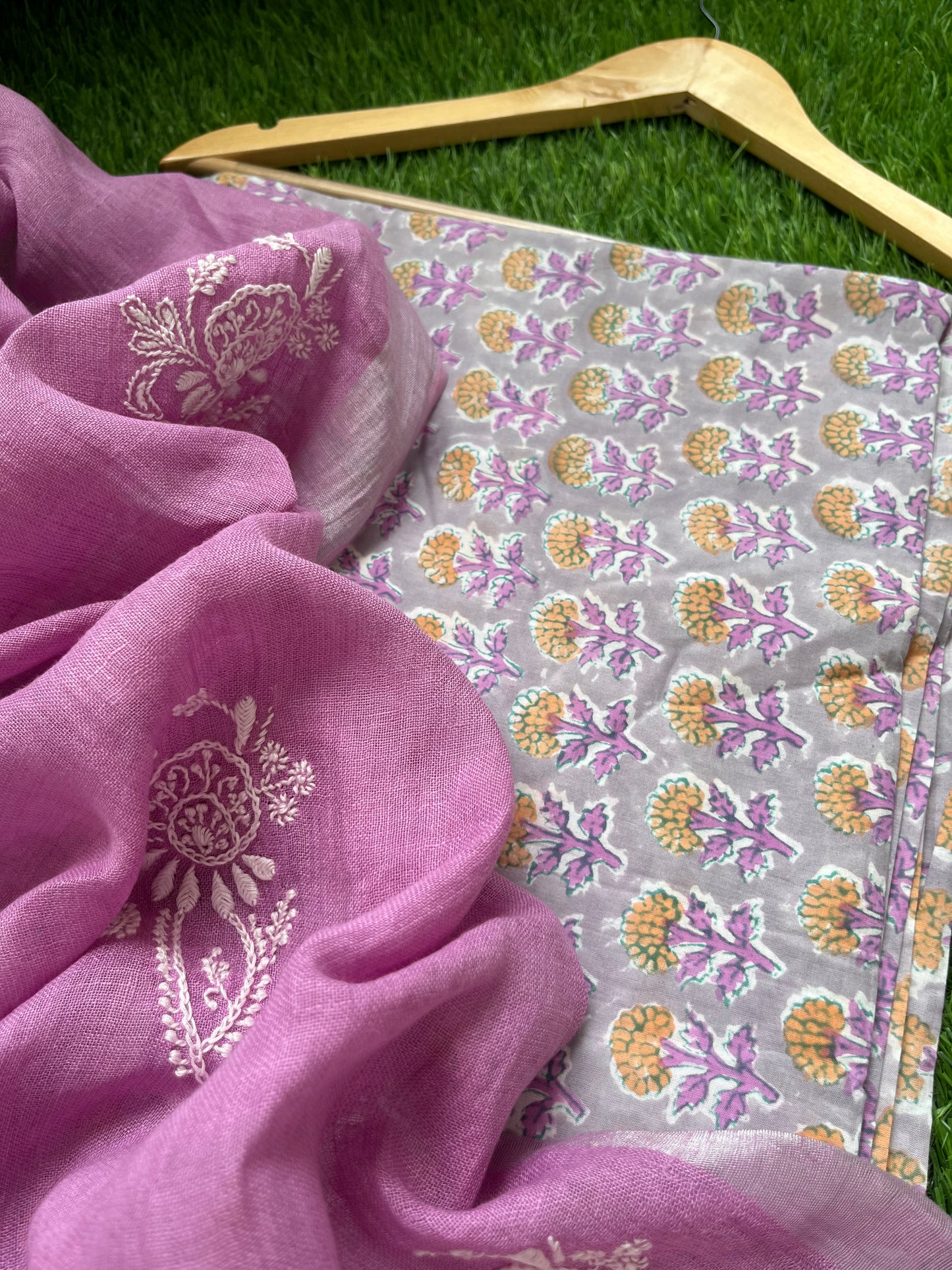 Cotton print kurta bottom fabric linen chikan work dupatta